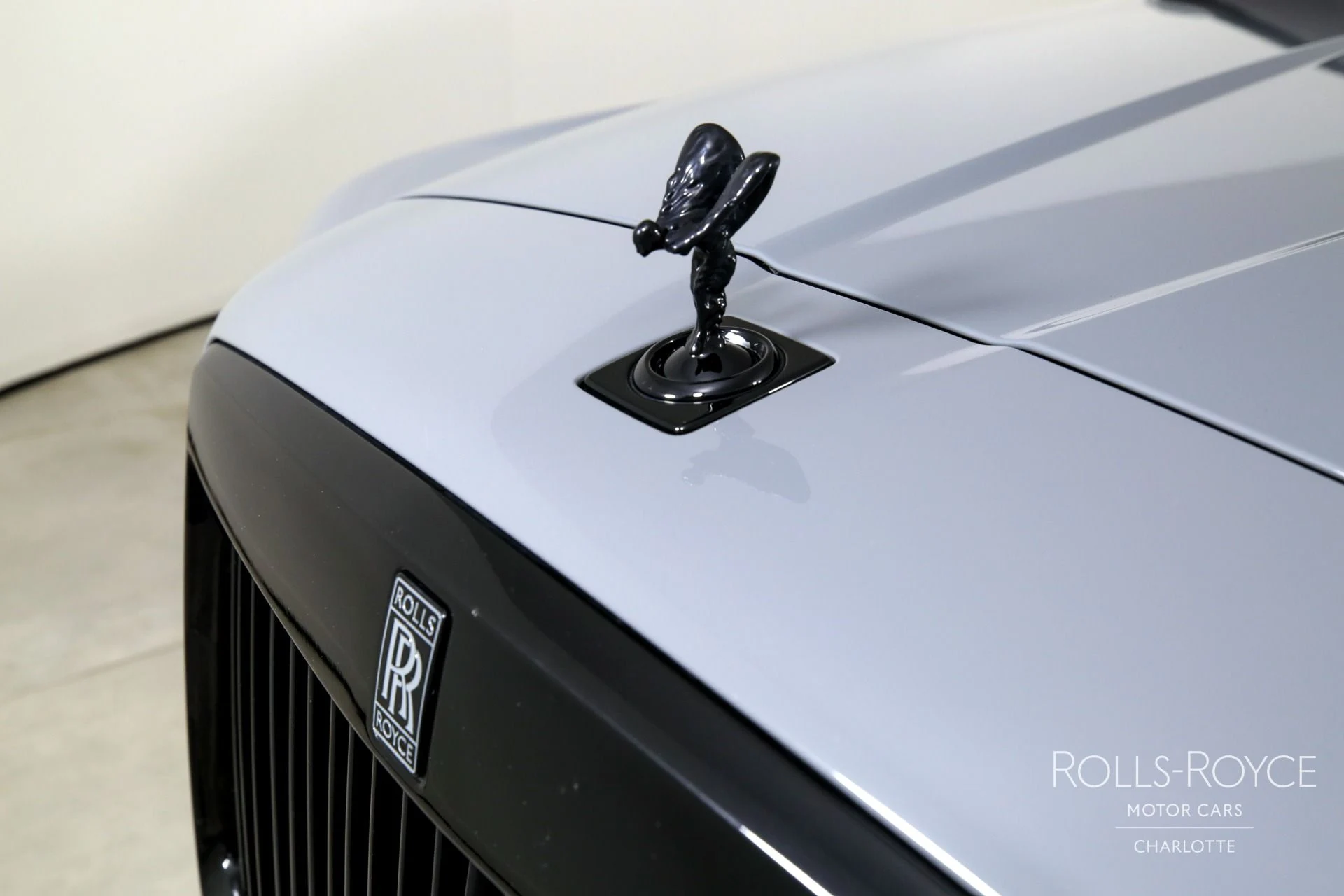 mph043_2548767516_Used_2020_Rolls_Royce_Cullinan_1745013697_d8cc8ec5dd