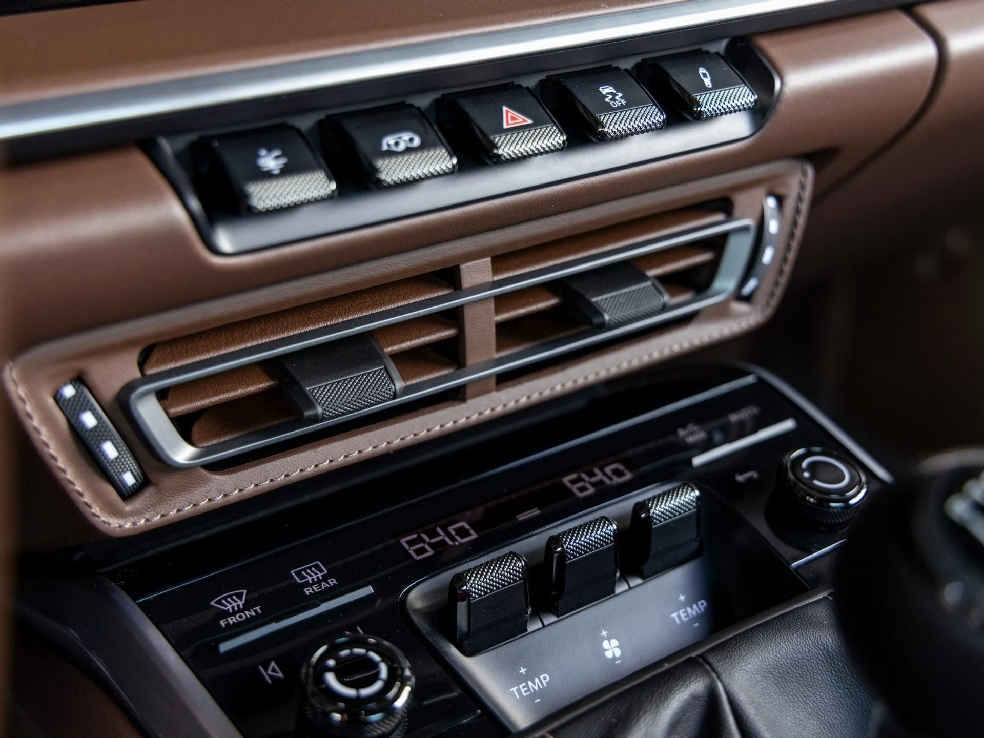 mph043_2574956772_44_32b794196a