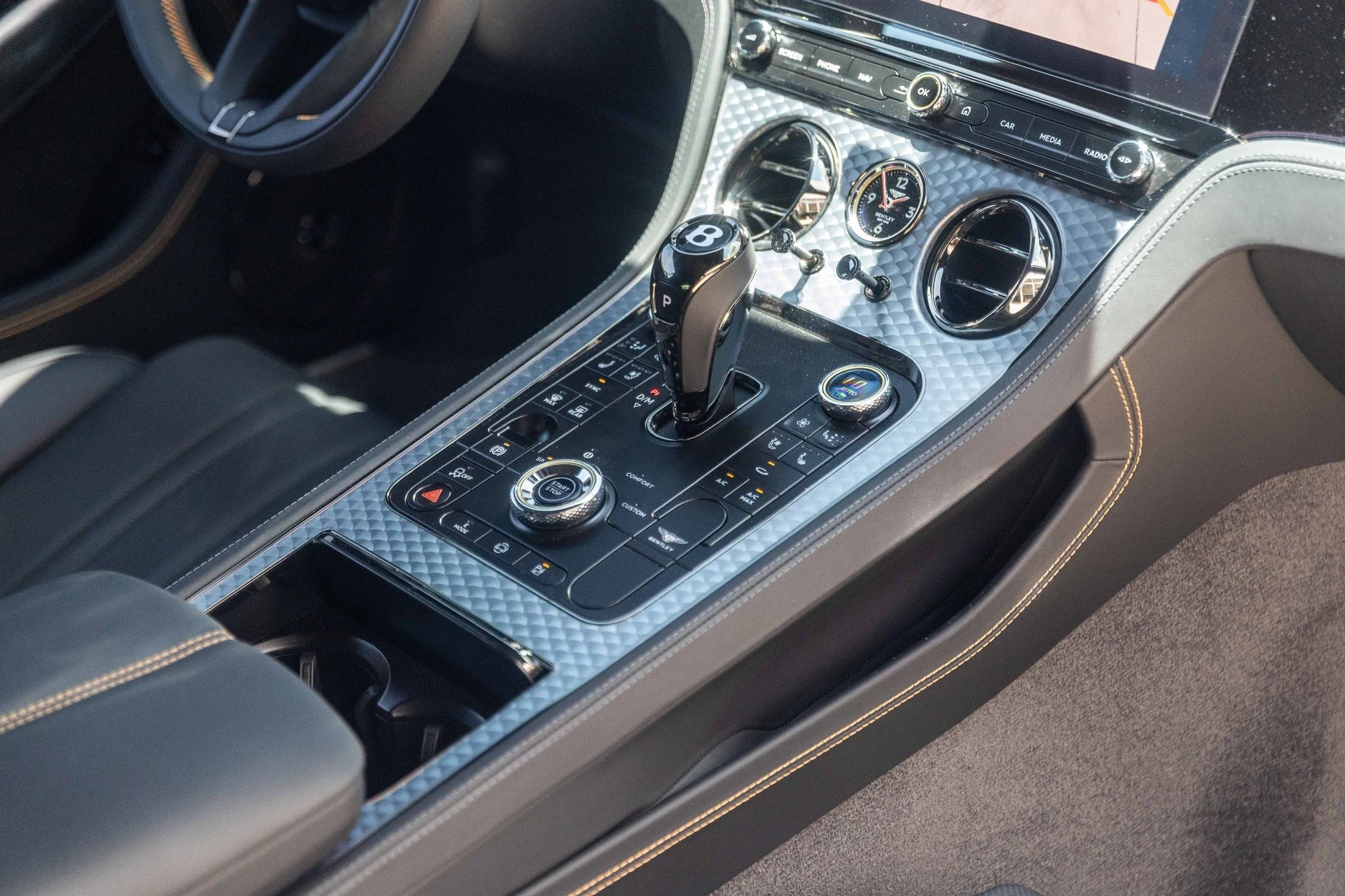 mph043_2584013969_Hi_Tech_Luxury_Imports_LLC_SCBCP_2_ZG_0_SC_023285_image_43_49c882d5b1