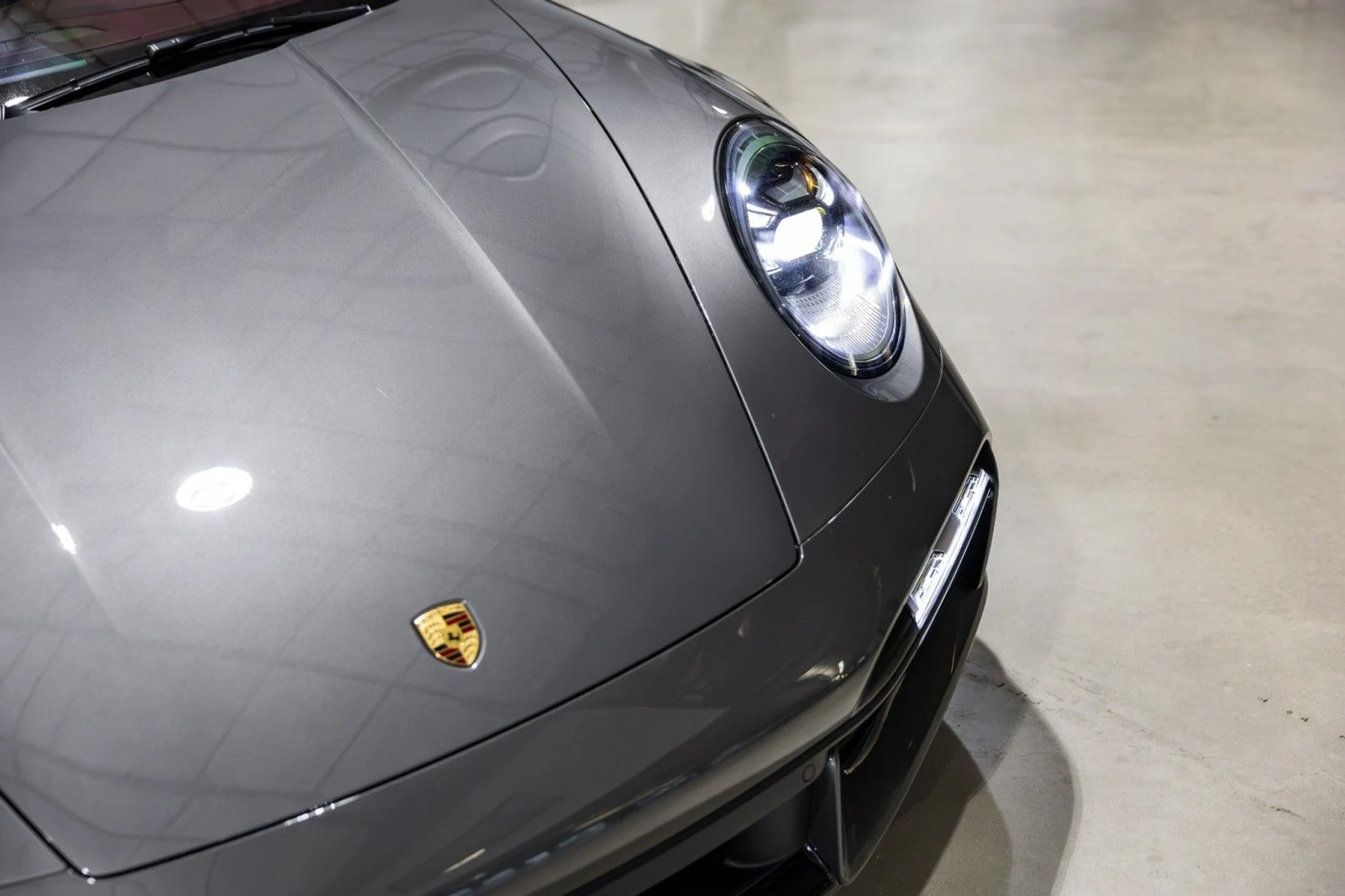 mph043_2592984676_lg_7913503516