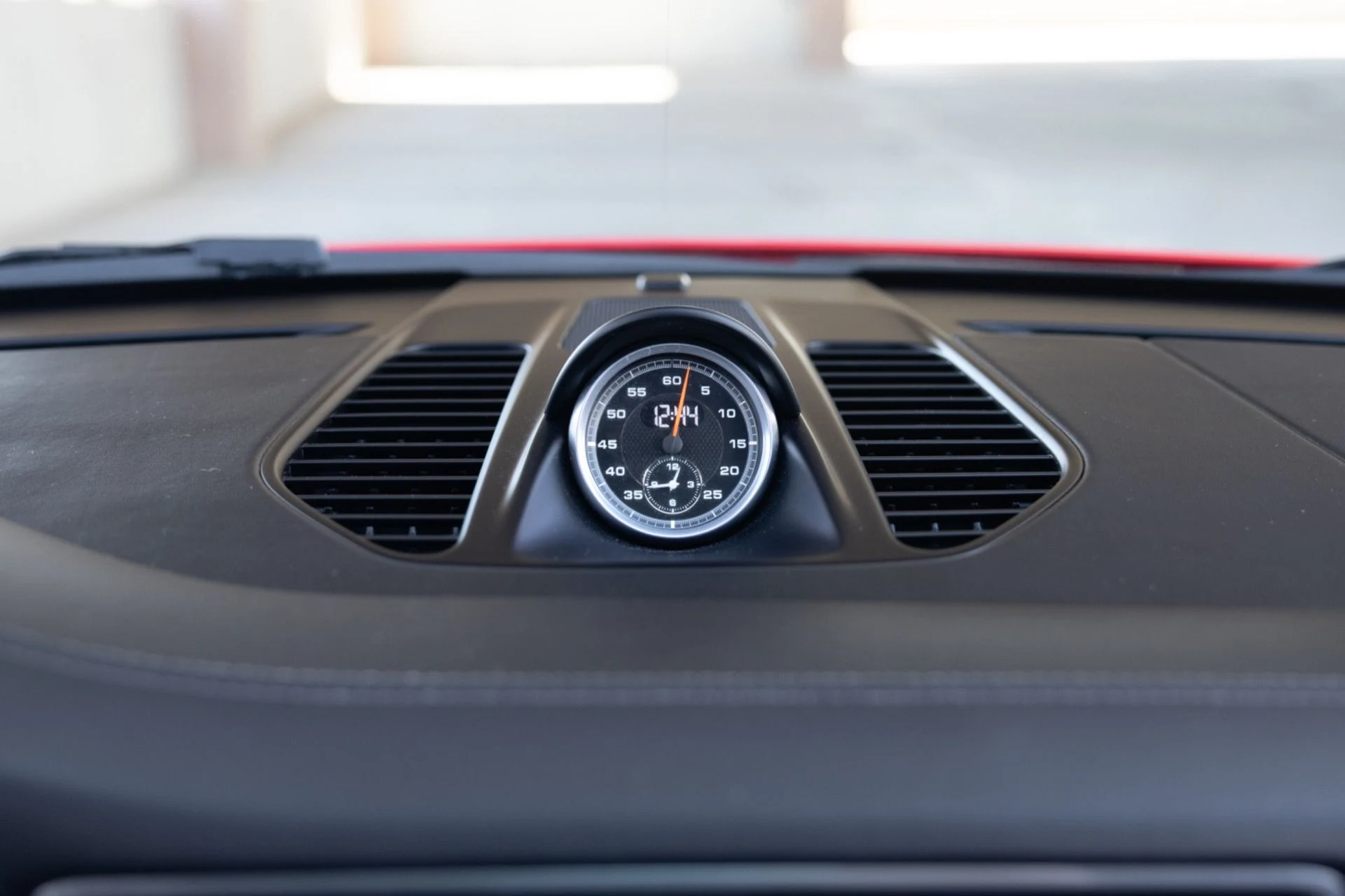 mph043_2597553356_Used_2018_Porsche_911_Carrera_S_1791833797_787ecdefc6