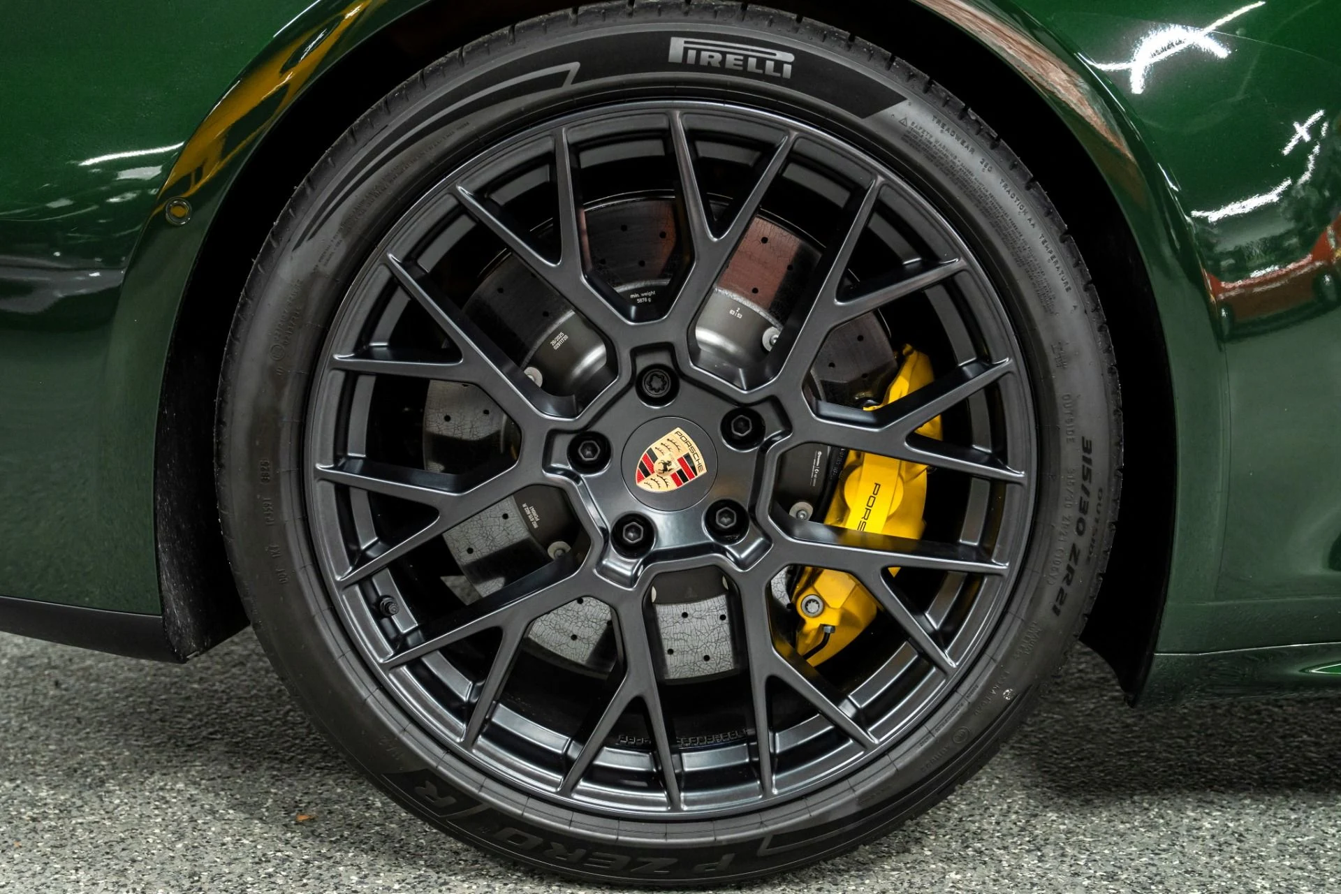 mph043_2607104962_Used_2026_Porsche_911_Targa_4_GTS_T_Hybrid_Club_Leather_Interior_Carbon_Ceramic_Brakes_1768506443_7a94626f7d