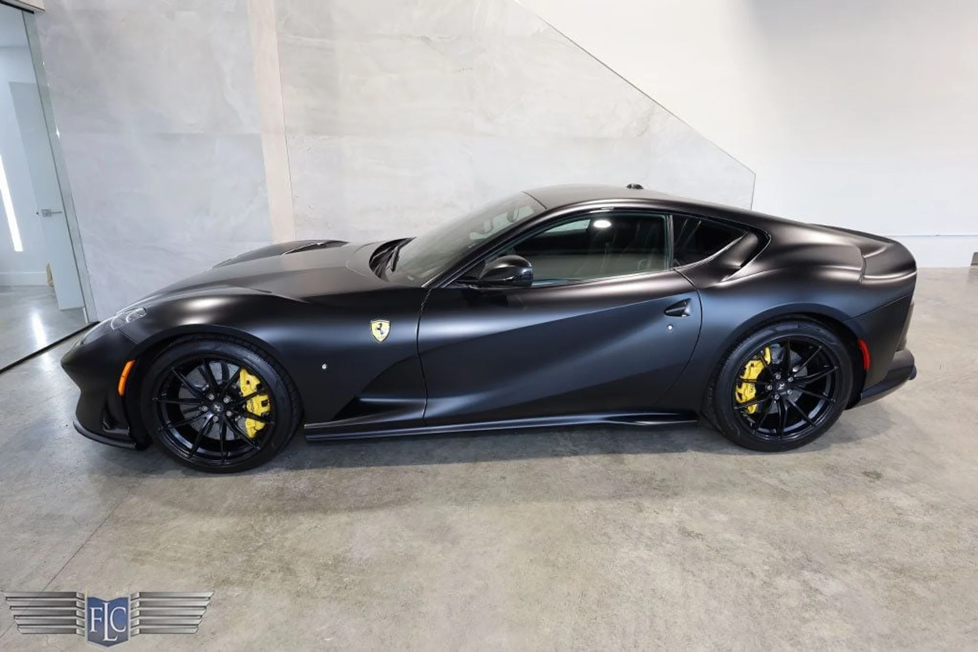 mph043_2610370874_used_2018_ferrari_812_superfast_coupe_9689_22652792_44_1024_a3abace09d