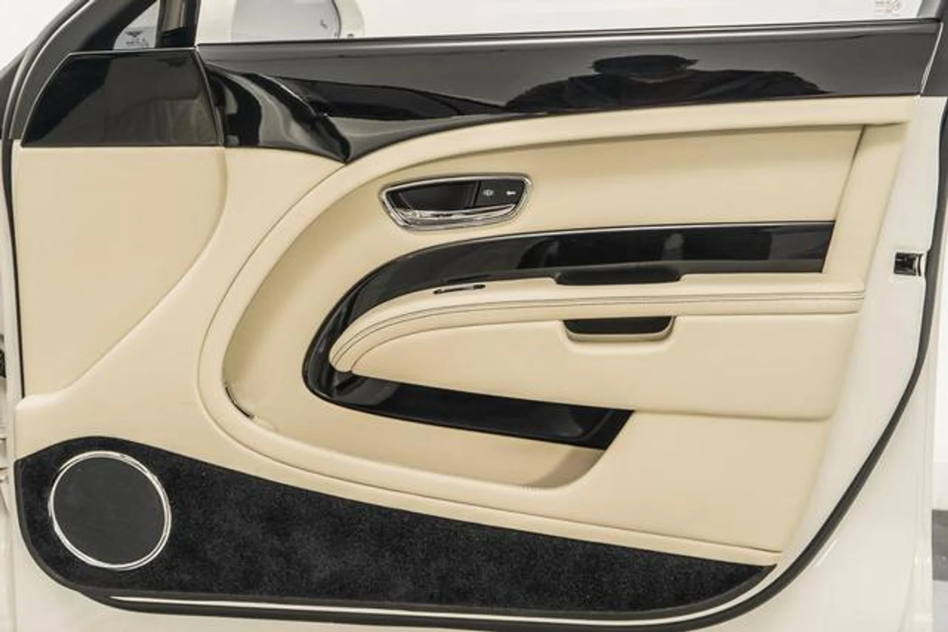 mph043_2632550188_k1_S_Rxtz_YHRRWX_Ry_UB_Gc_DD_3q_KUQY_71e9b8f559