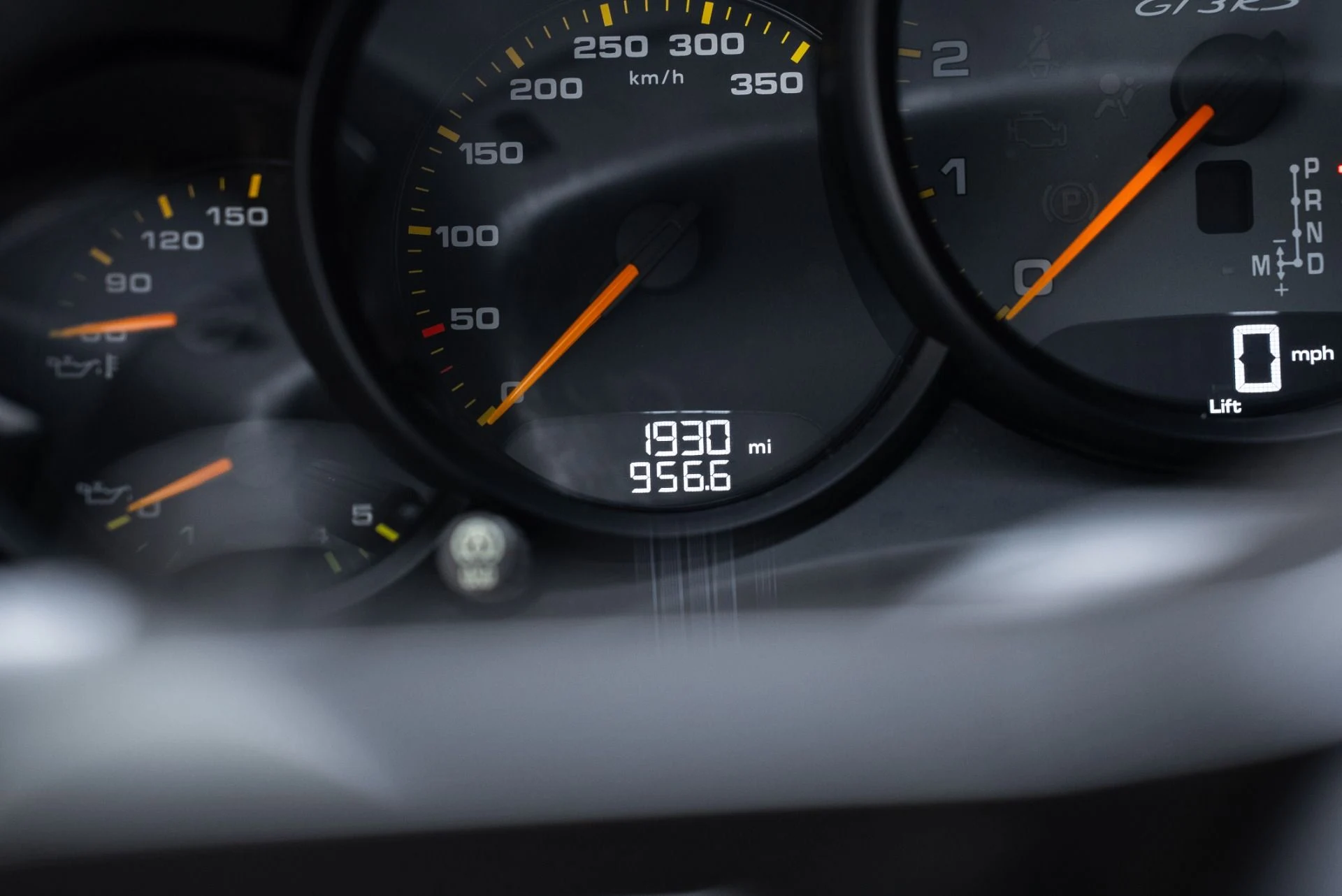 mph043_263265410_Used_2019_Porsche_911_GT_3_RS_1764709571_f9e6ec8c74