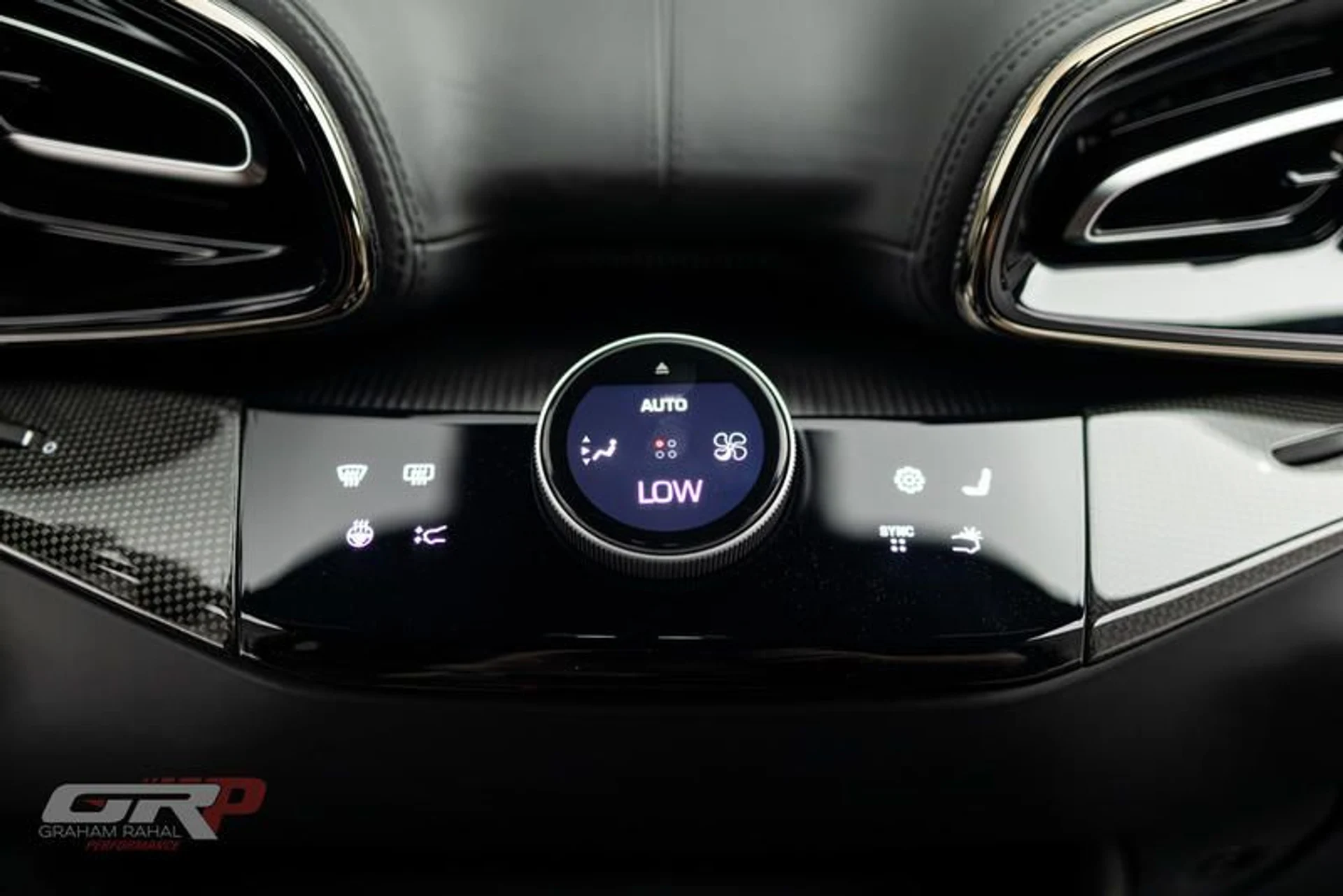 mph043_2644130897_7_D22_FCF_4_03_C2_4168_83_EF_920458_D2_FC_71_67f3ff666e