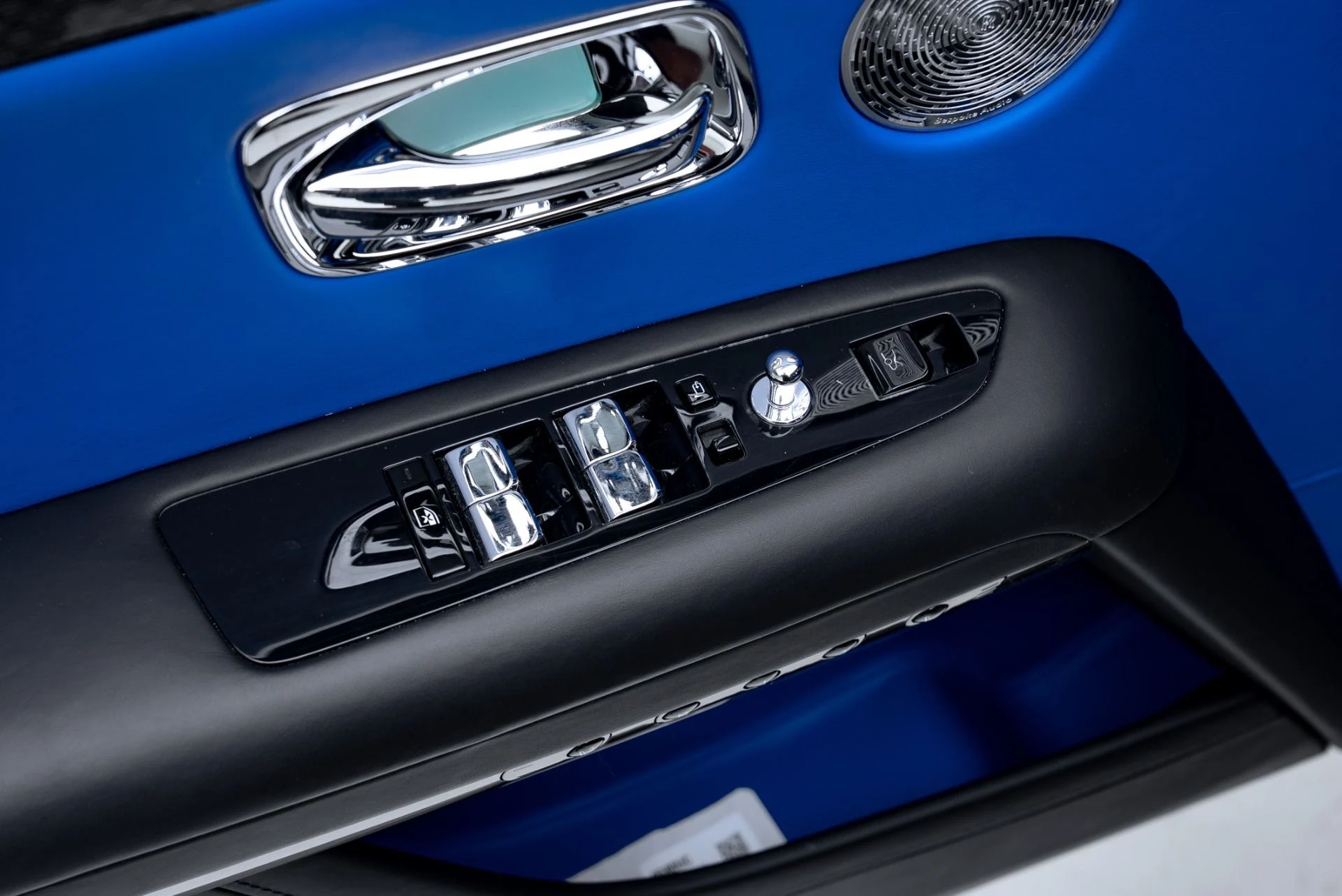 mph043_265012885_Used_2023_Rolls_Royce_Black_Badge_Ghost_1776470002_ec64f86aad