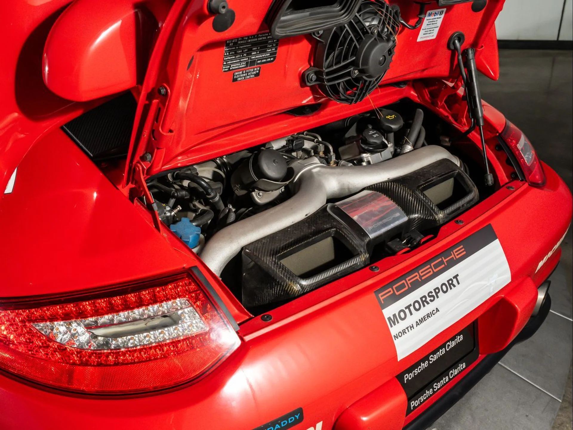 mph043_2658243245_b7271864b15330fc5e8103a634c121db_51b4e4d3b2