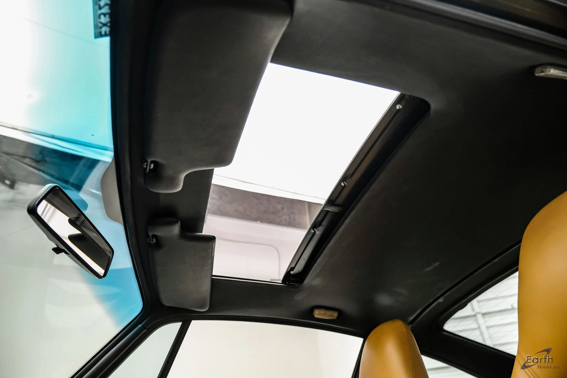 mph043_266235170_a2382f64af3546536c3cbb2e22c76db5x_60421b0ff5