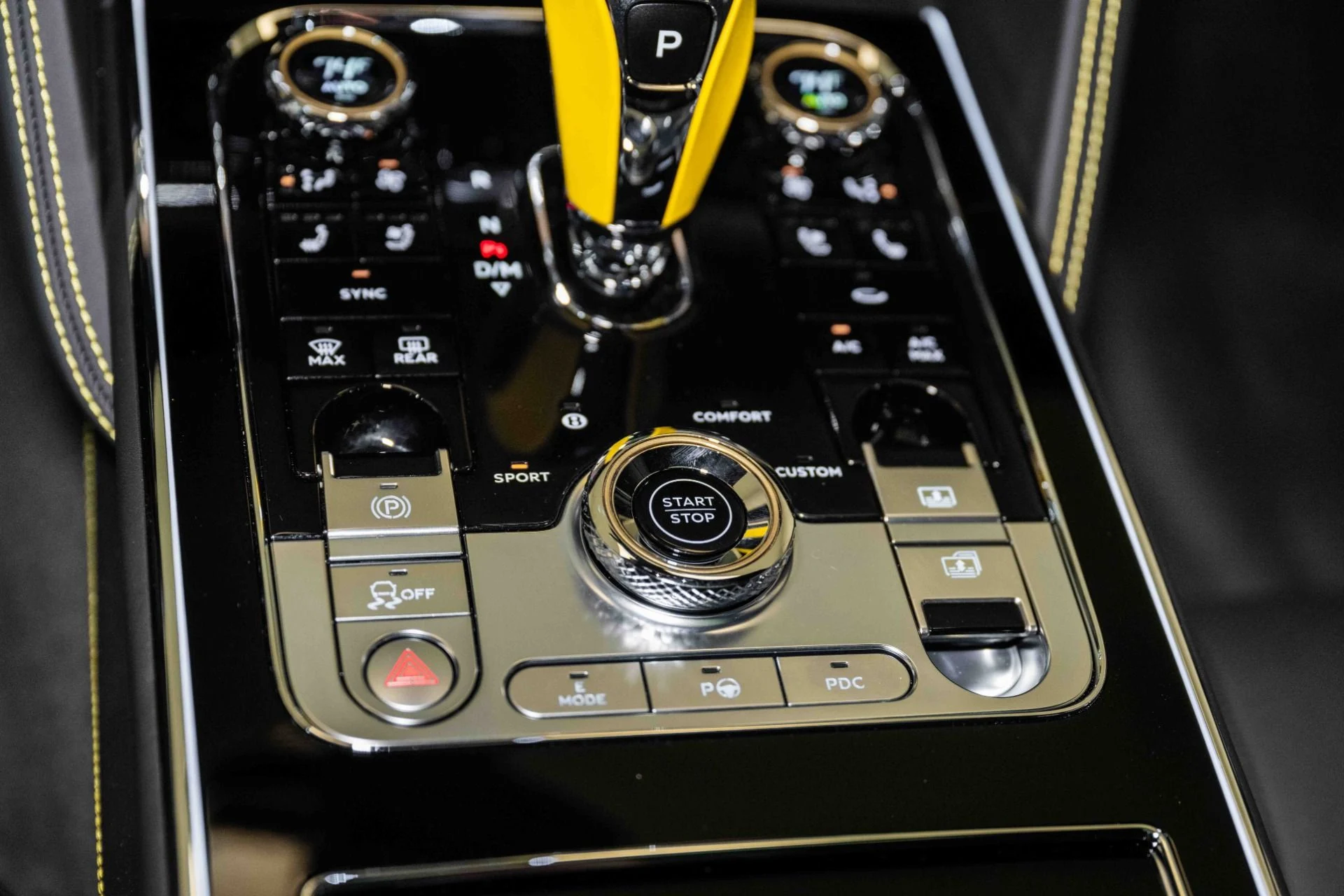 mph043_2670653619_Used_2024_Bentley_Flying_Spur_S_Hybrid_1749914202_e31715e539