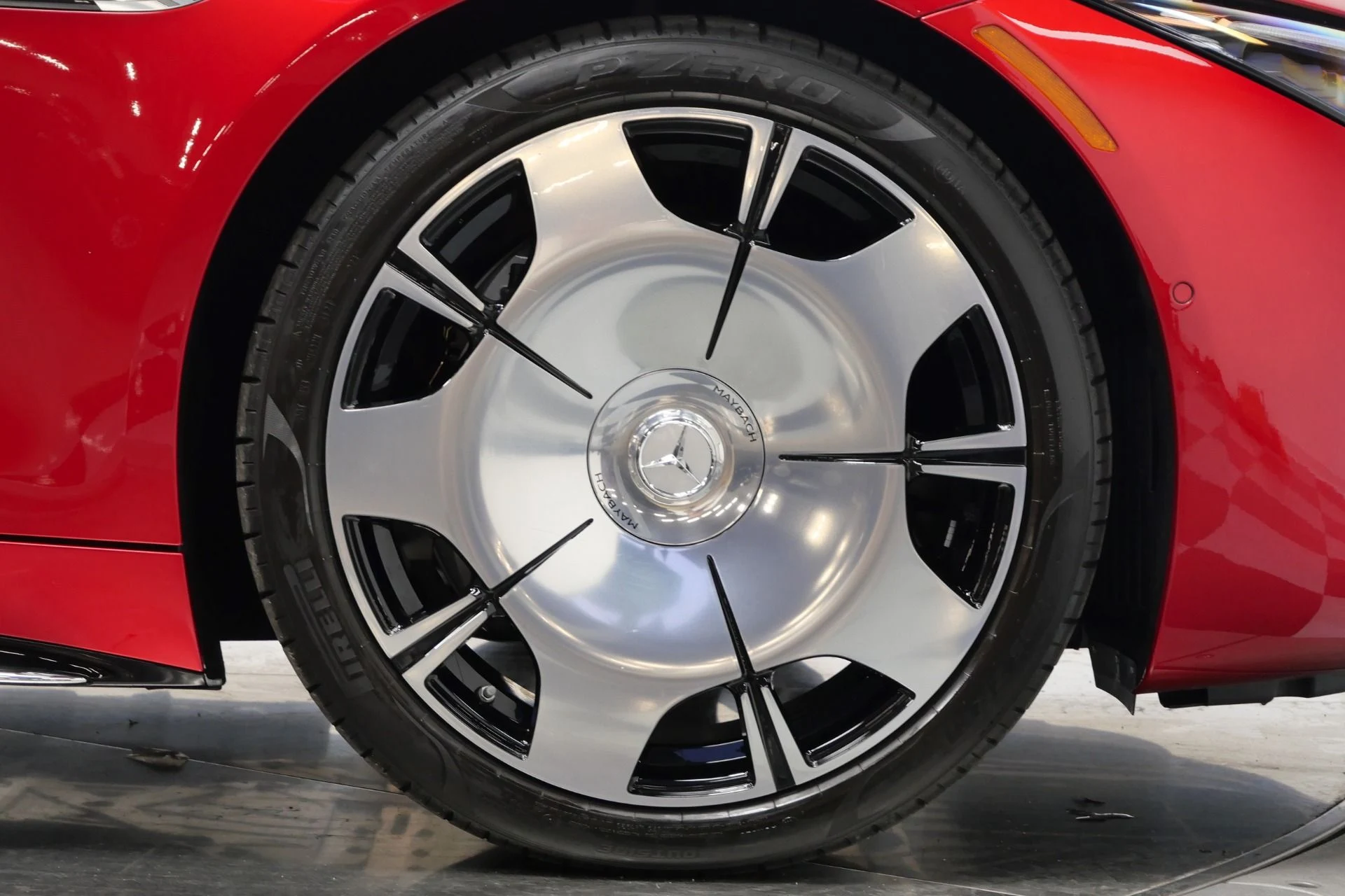 mph043_2691680922_Used_2026_Mercedes_Benz_Maybach_SL_680_Monogram_Series_As_New_Condition_1767976694_0177912e10