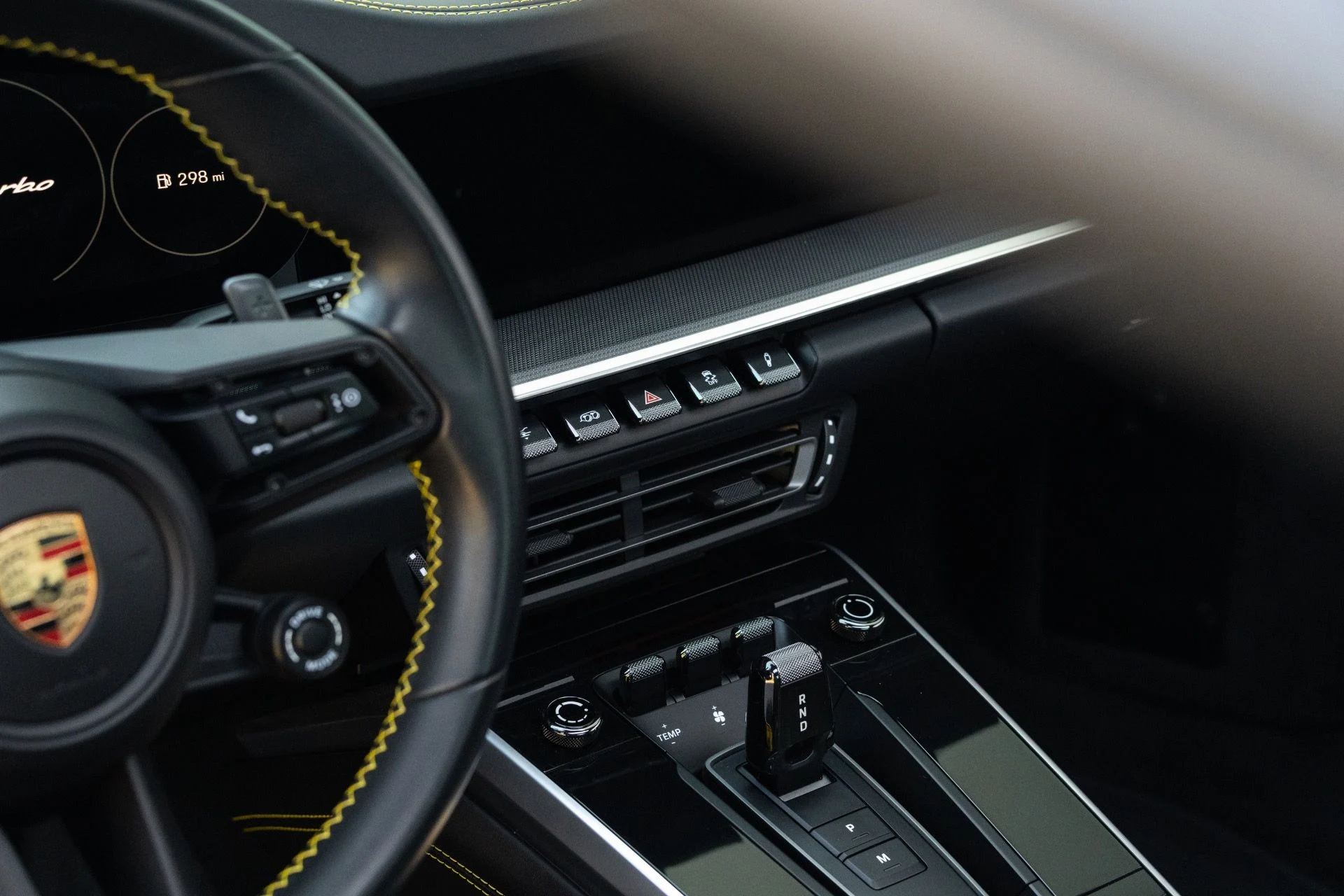 mph043_2694835521_Used_2023_Porsche_911_Turbo_1772073692_579affad08