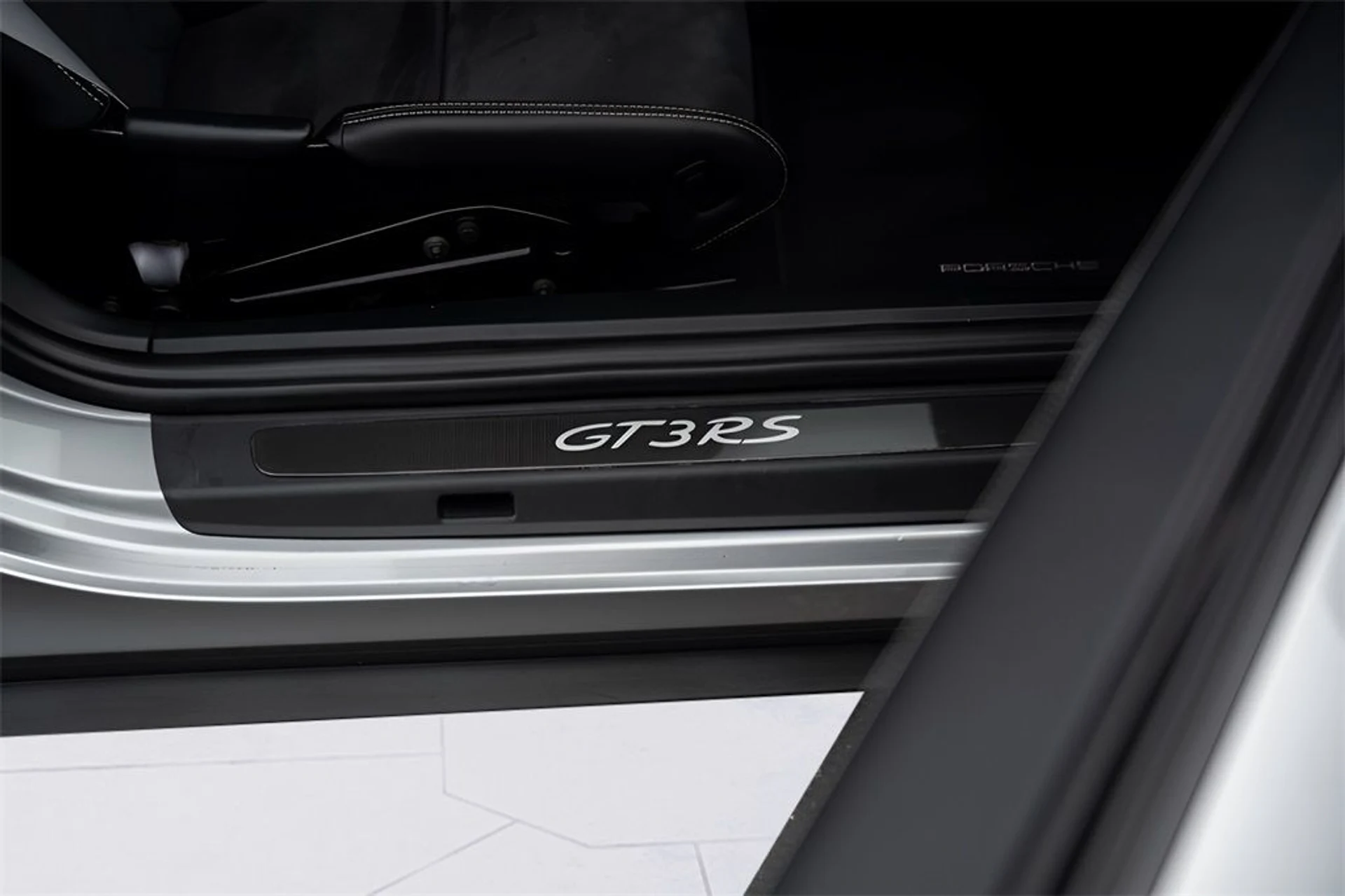 mph043_2697745618_image_45_6a77f62aad