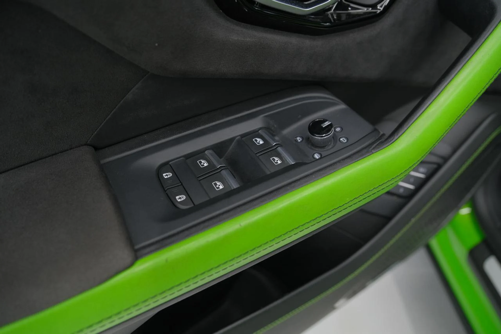 mph043_2700200637_145c06246409532fc12d928afd8a7815_ffb6b42f9d