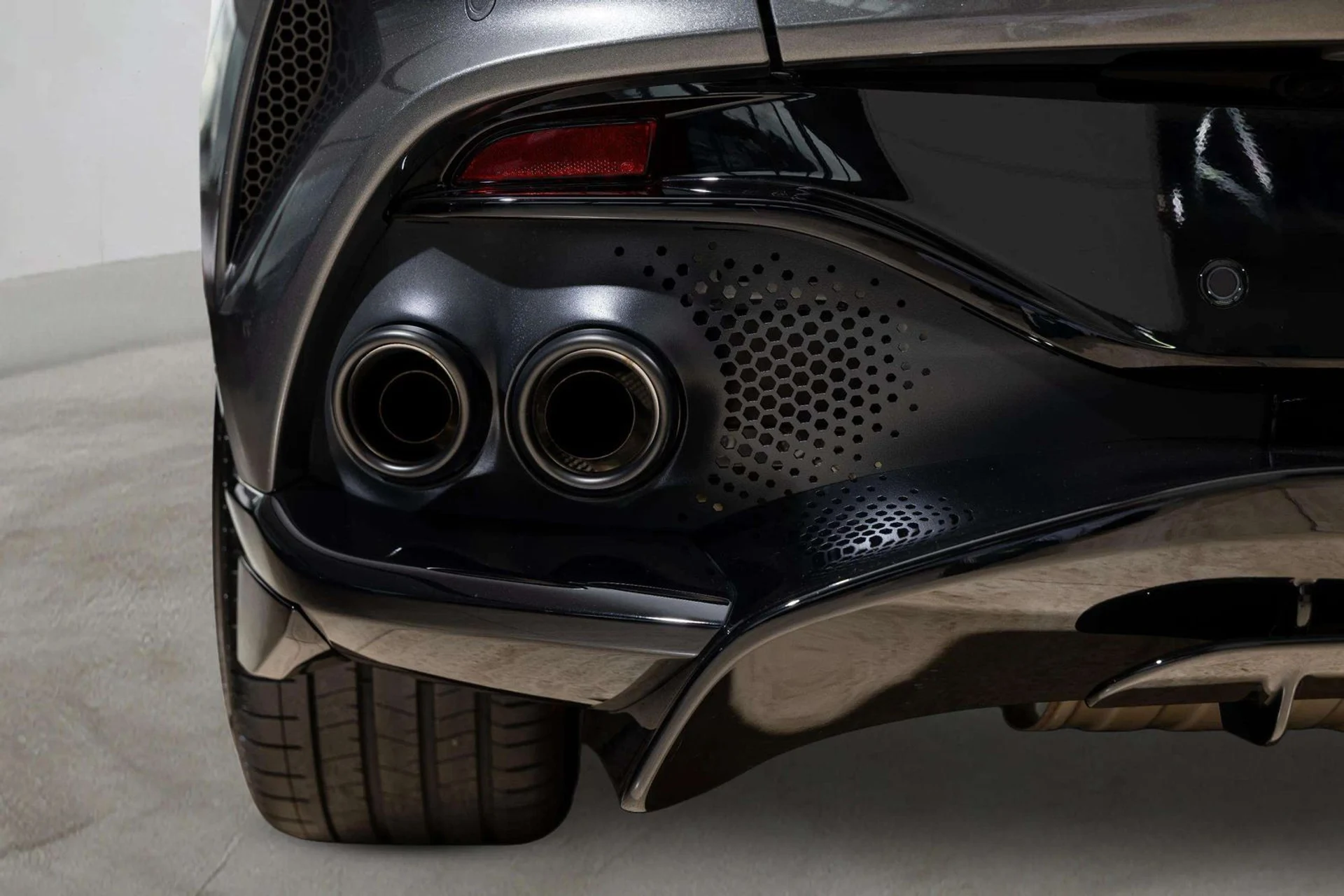 mph043_2707382647_cf8a7794_b076_4c8d_bc76_82d6d1f9b14e_965c4248ac