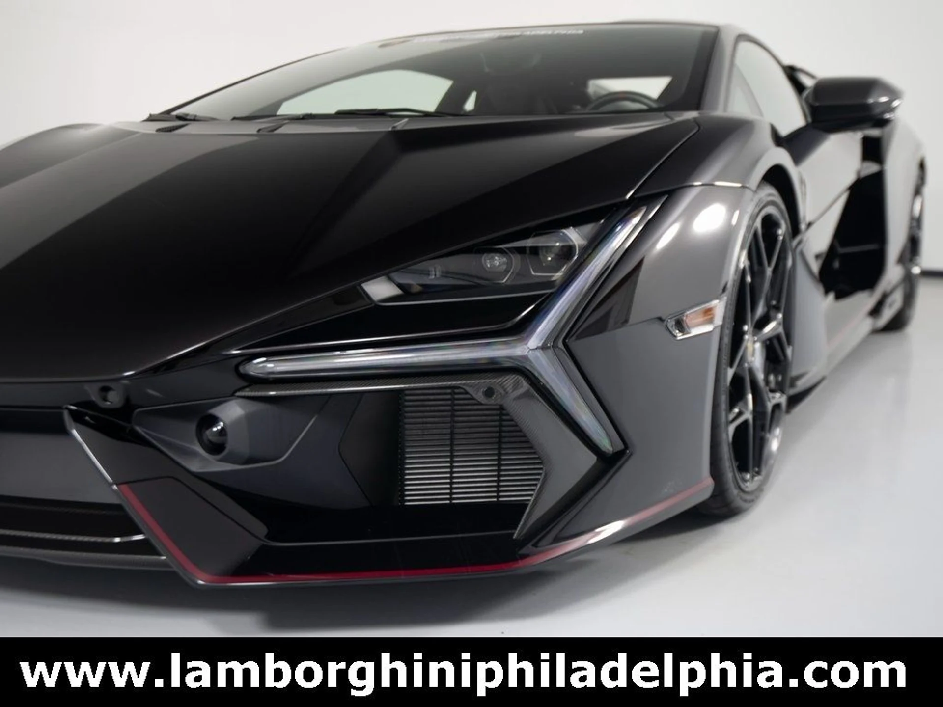 mph043_2722183610_e6e6ffff95d3b26060e66132fd8272a0x_4a2854a098