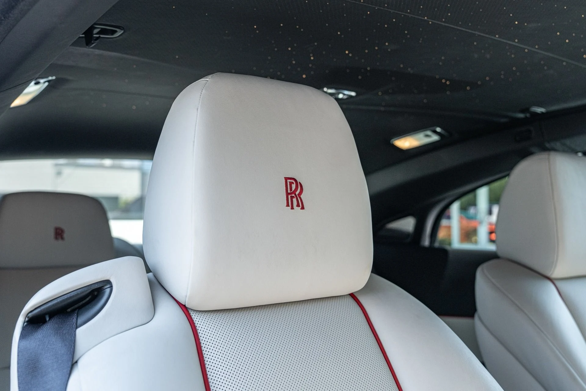 mph043_2724838219_Used_2018_Rolls_Royce_Wraith_1752607031_5823e8c8b3