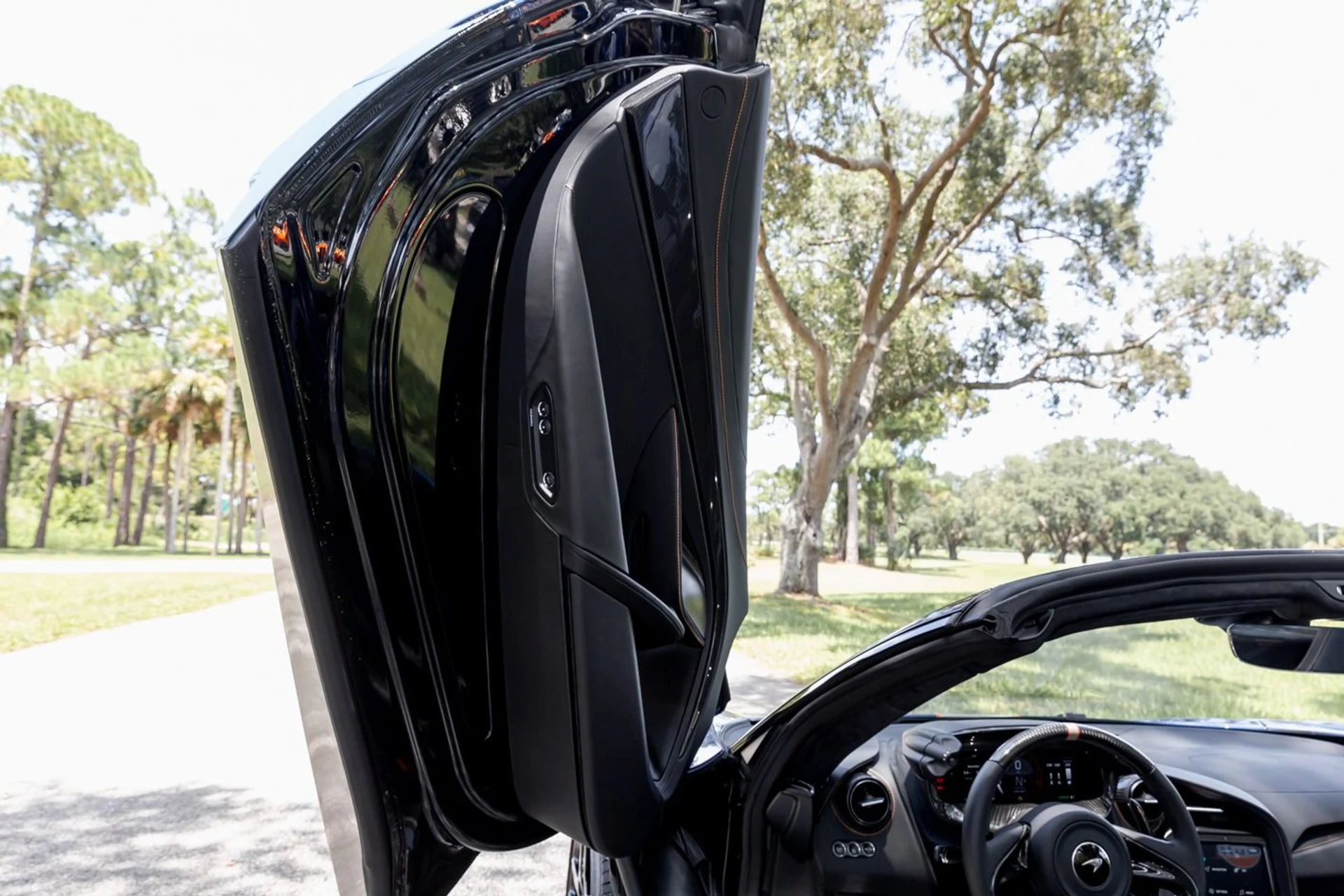 mph043_272581991_430_p44_l_97b99a7c34