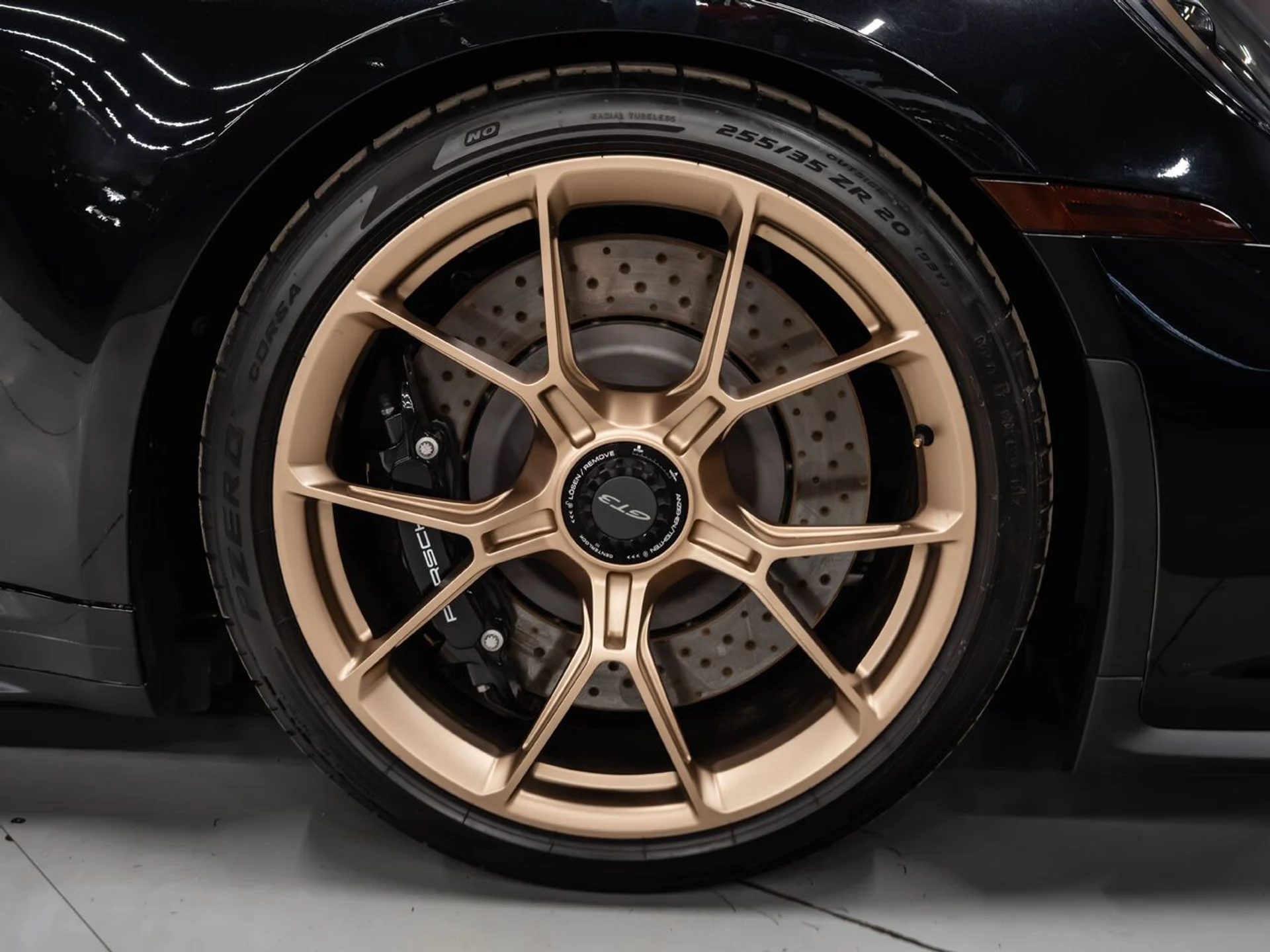 mph043_273482378_porsche_911_2022_71bd7ae1f5