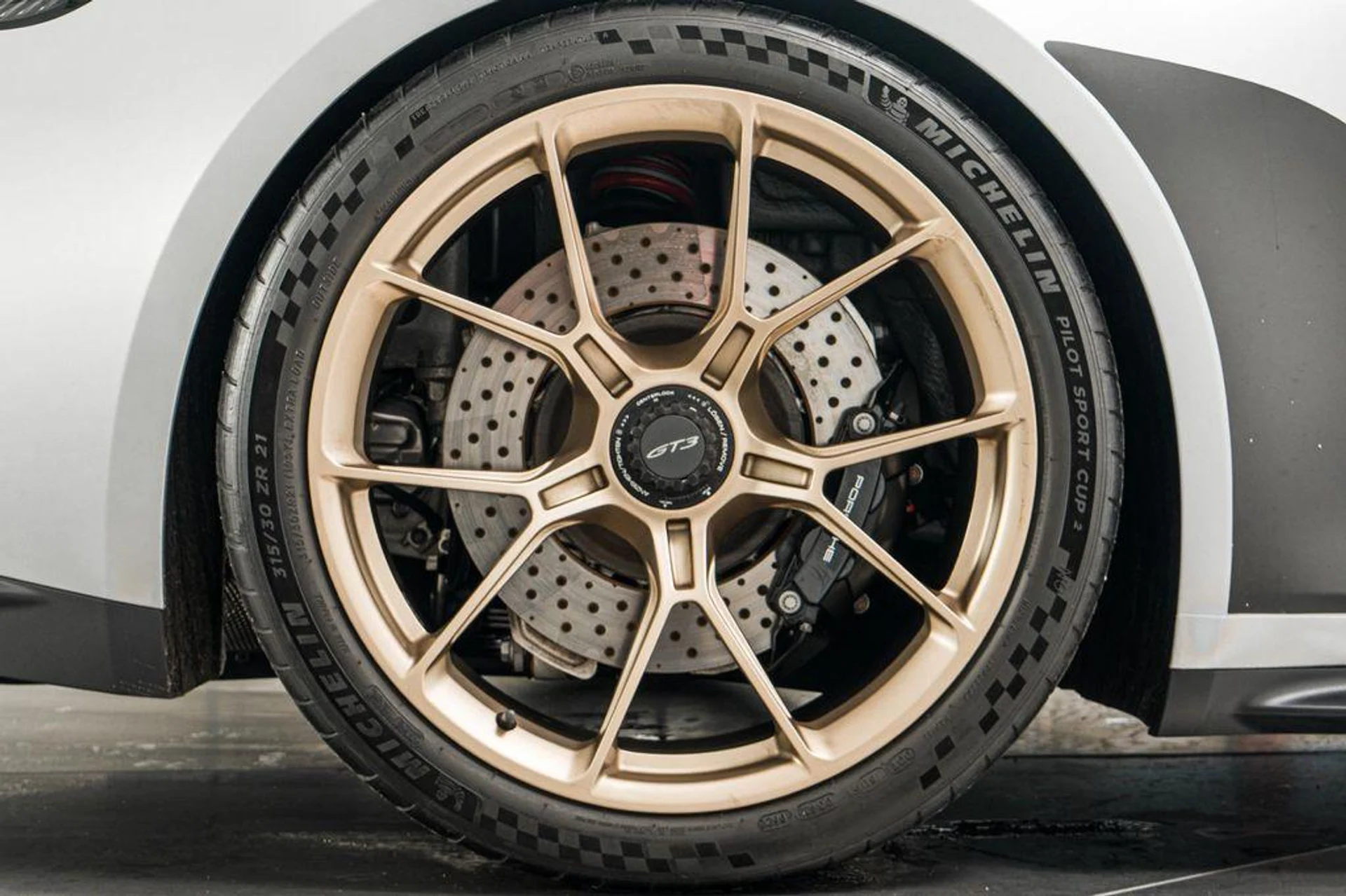 mph043_2735878150_p_Sb_M_Mb_X_Td_Ur_OR_m_TC_Ev_KL_07_FLY_0c41f0b86d