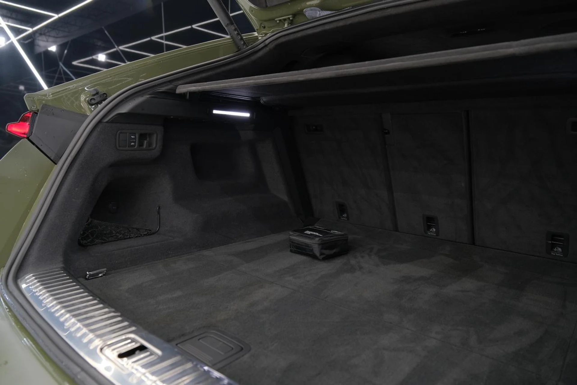 mph043_2755227777_e54b071316c0b45a4b77afc1425f35ef_350d7608e6