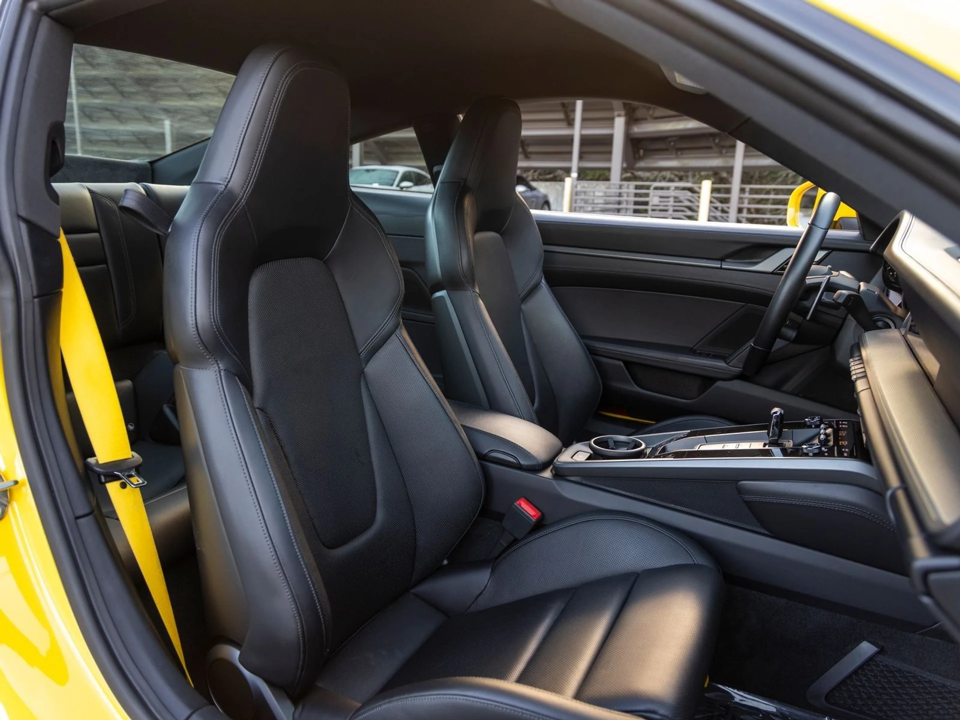 mph043_27579612_44_83d0307cbf