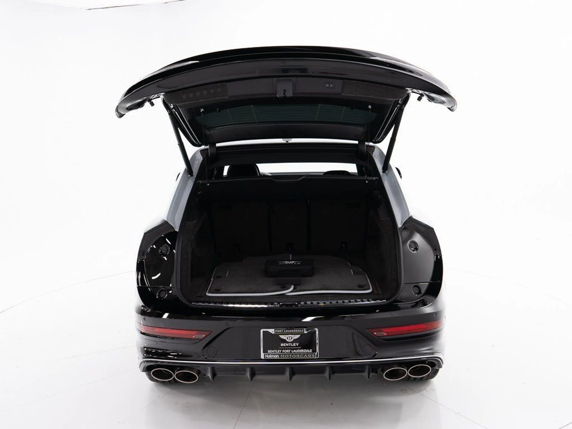 mph043_2772883080_bb8da09e957febd921ca46ca77cb37ae_480263b57b