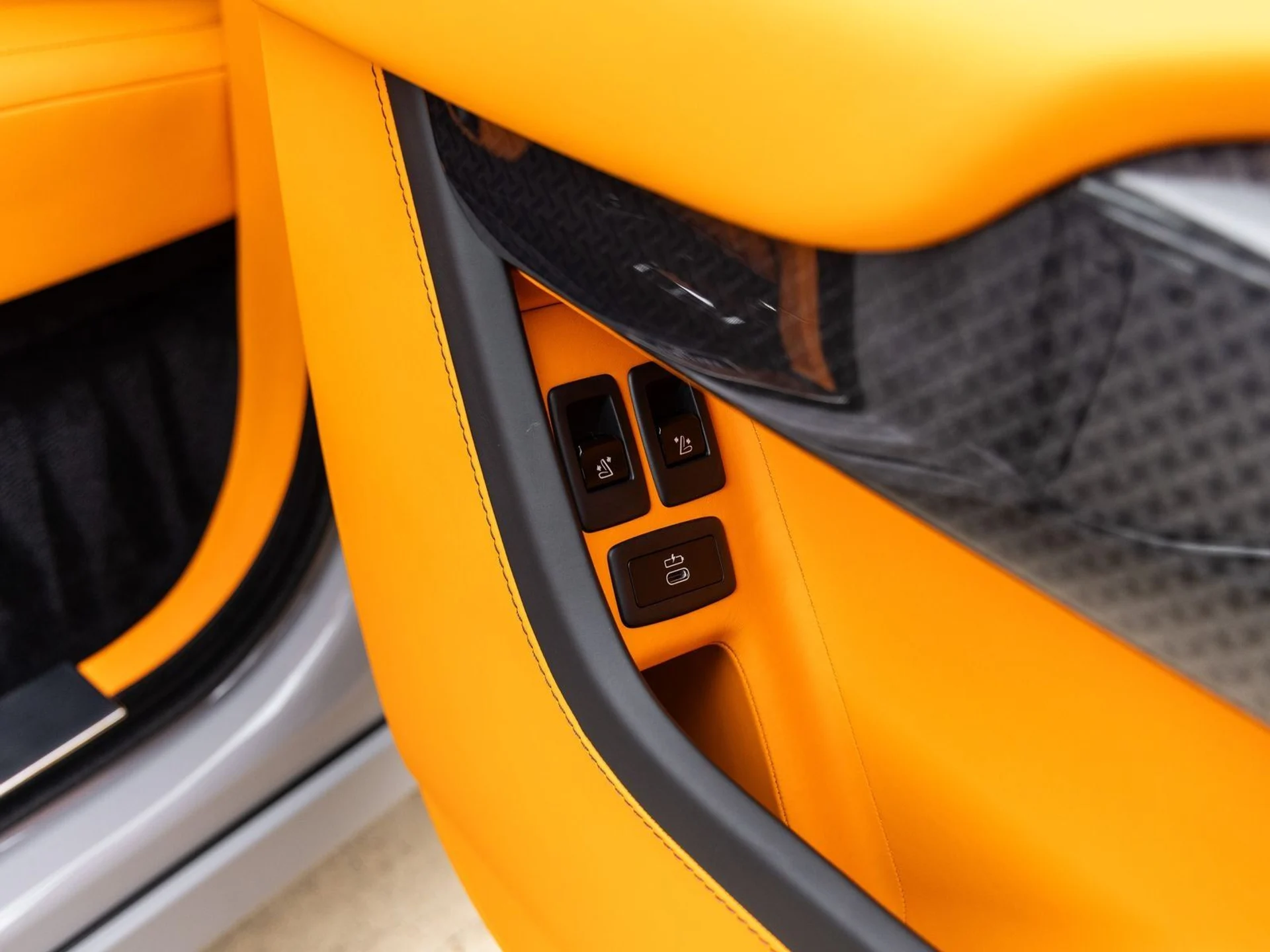 mph043_2785719066_44_ed29eb3952