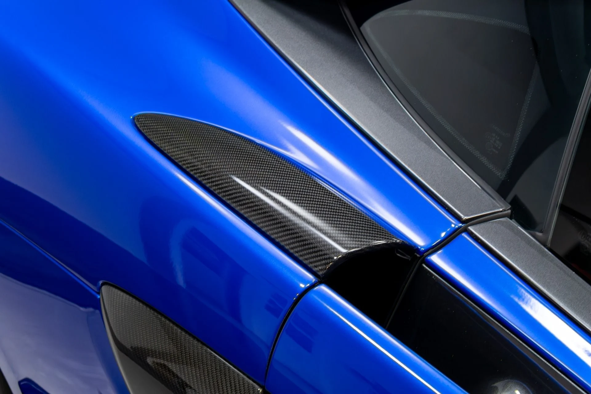 mph043_2788486203_Used_2019_Mc_Laren_600_LT_Base_1785769323_2531f66dc8