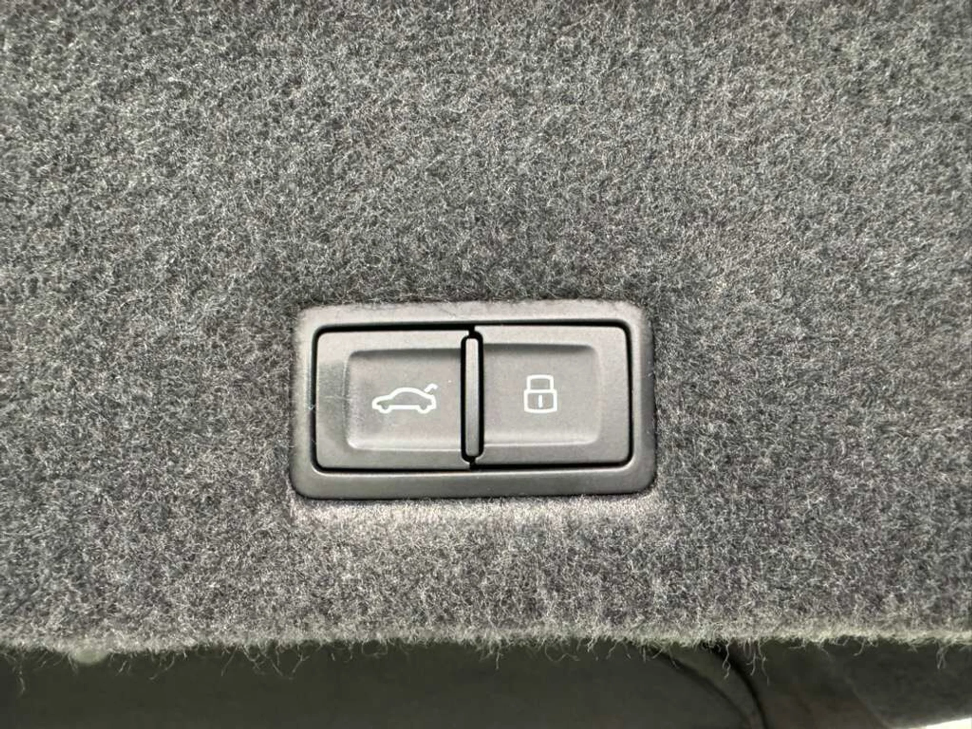 mph043_2812559969_4cc85a4cb4feaf78cddcef95c40b80f5_b0d13c6e8b