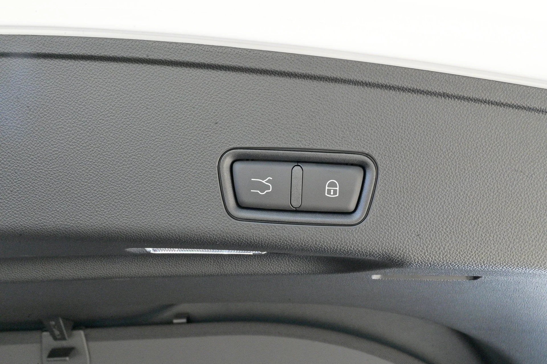 mph043_2814212756_0907be042bc9451da2b89da3f2633a26_6665a72182