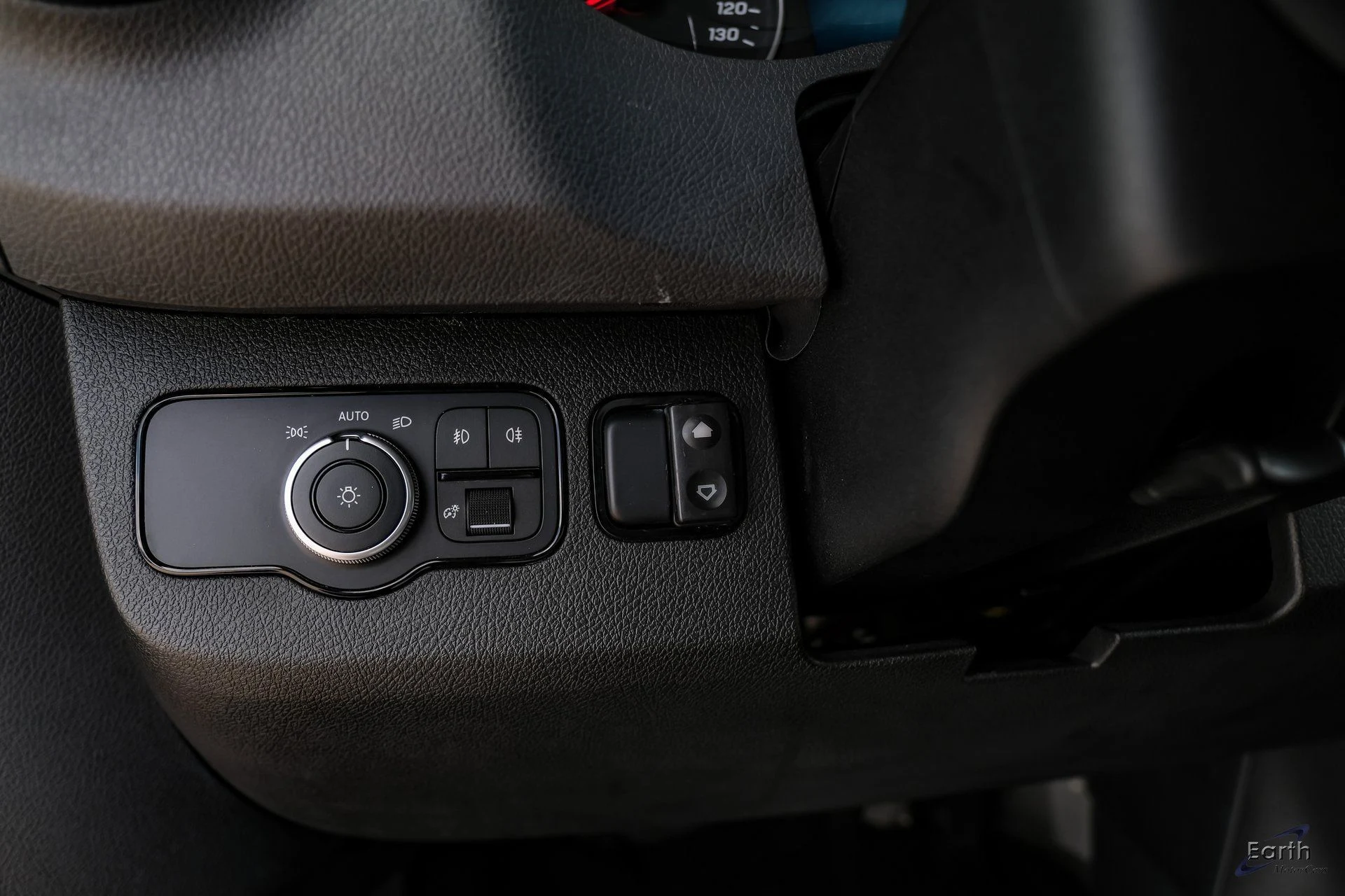 mph043_2820525695_f94a919b21459e595b42689b72808453x_953a2ad6d1