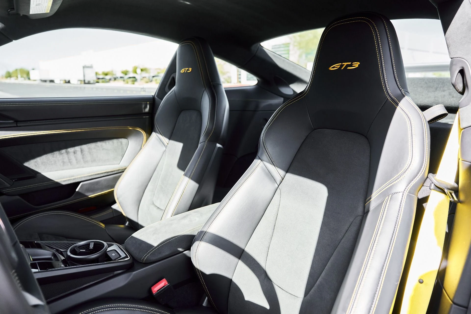 mph043_2824640374_Used_2023_Porsche_911_GT_3_1776823206_ecbec9d6a8