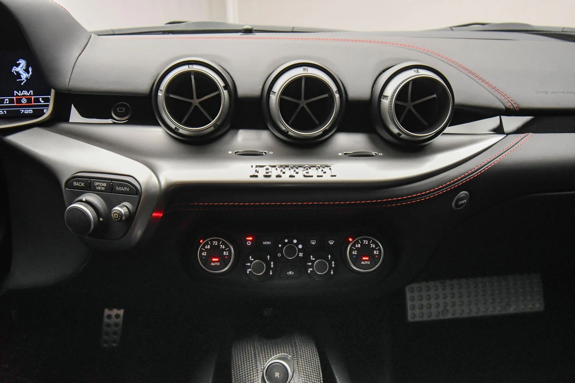 mph043_2825226721_Used_2017_Ferrari_F12_Berlinetta_1757454074_d8a086968e