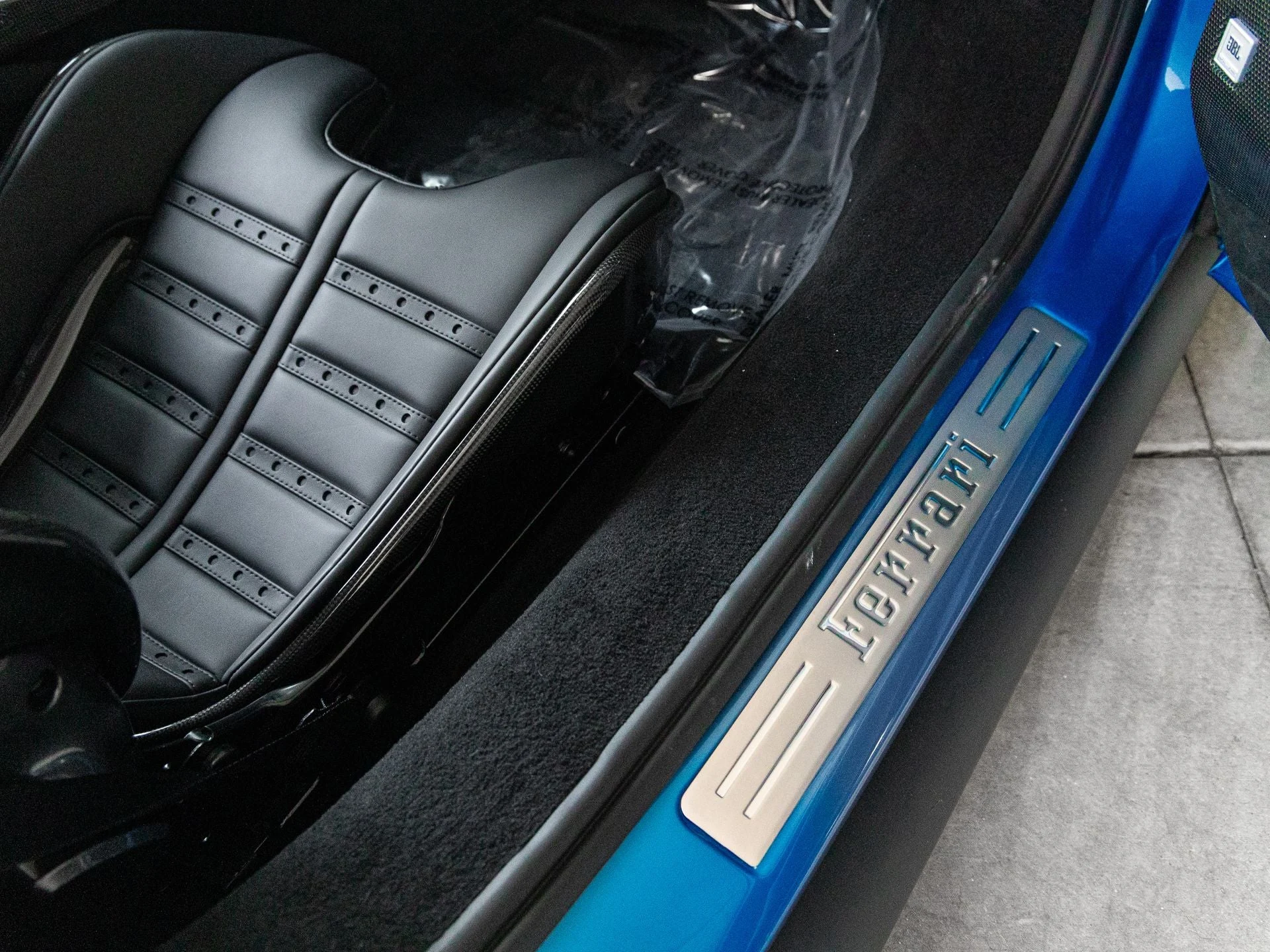 mph043_2832454687_44_b5491d4670