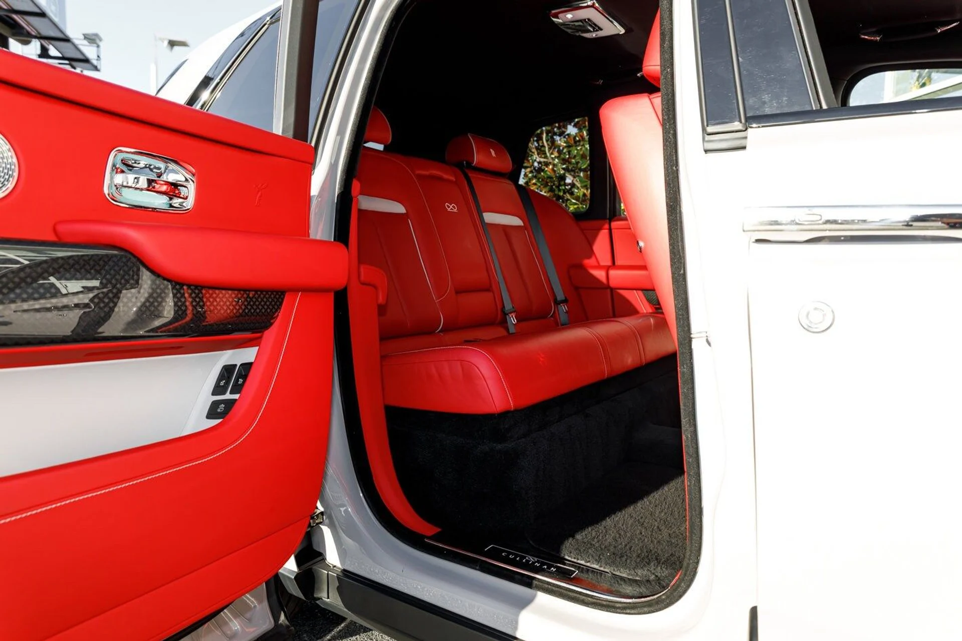 mph043_283819217_d21744a6b6df4e30817e77e190ee6a9fx_1acef76adc