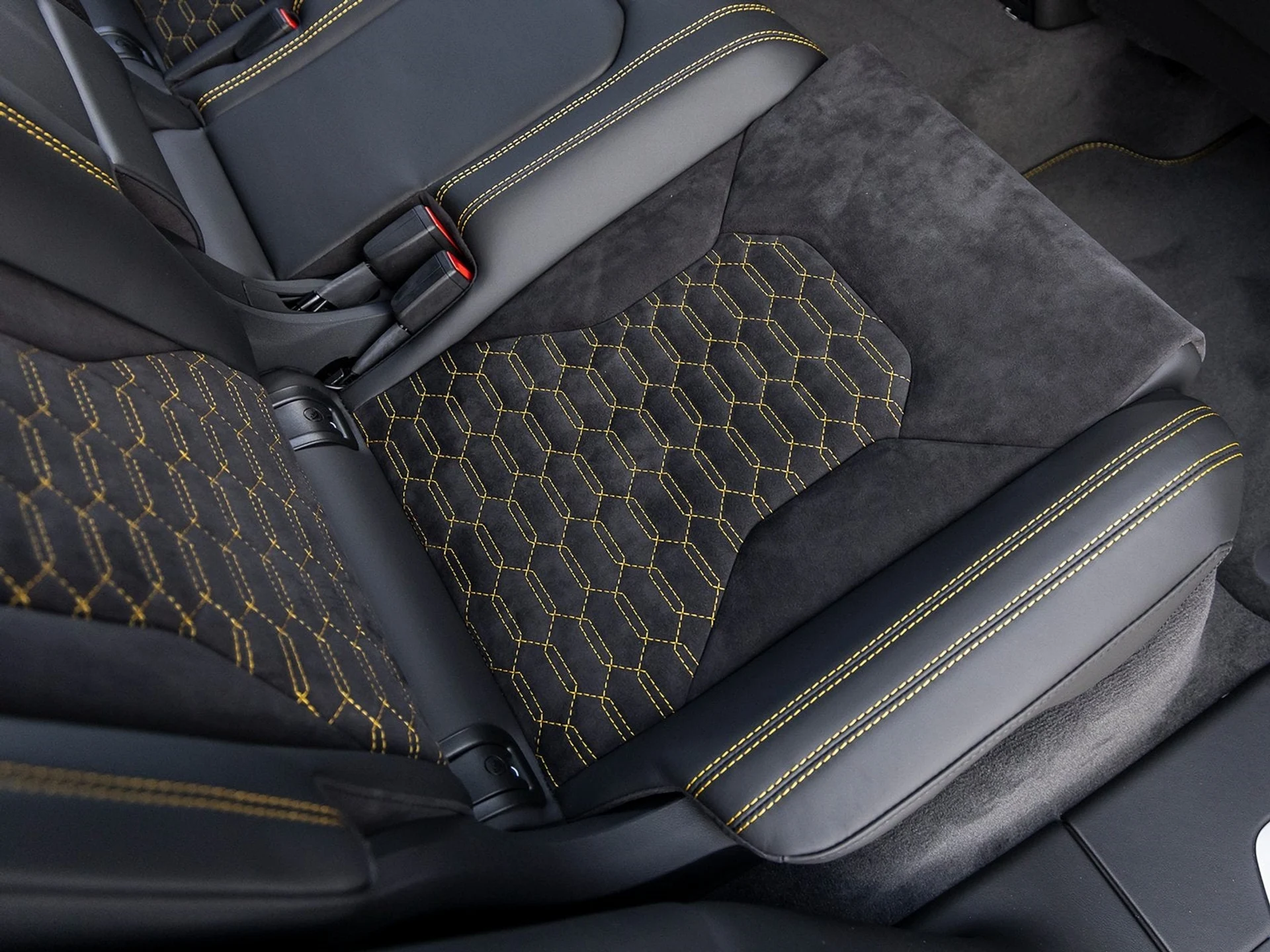 mph043_2846888198_44_efc34d030f