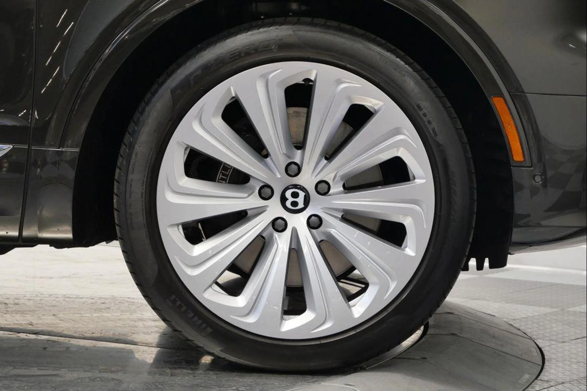 mph043_2852179169_d56d_Kp_OC_2_B2zh4_SR_9mi_K_Aju_O_Jqc_bfb4f30a2c