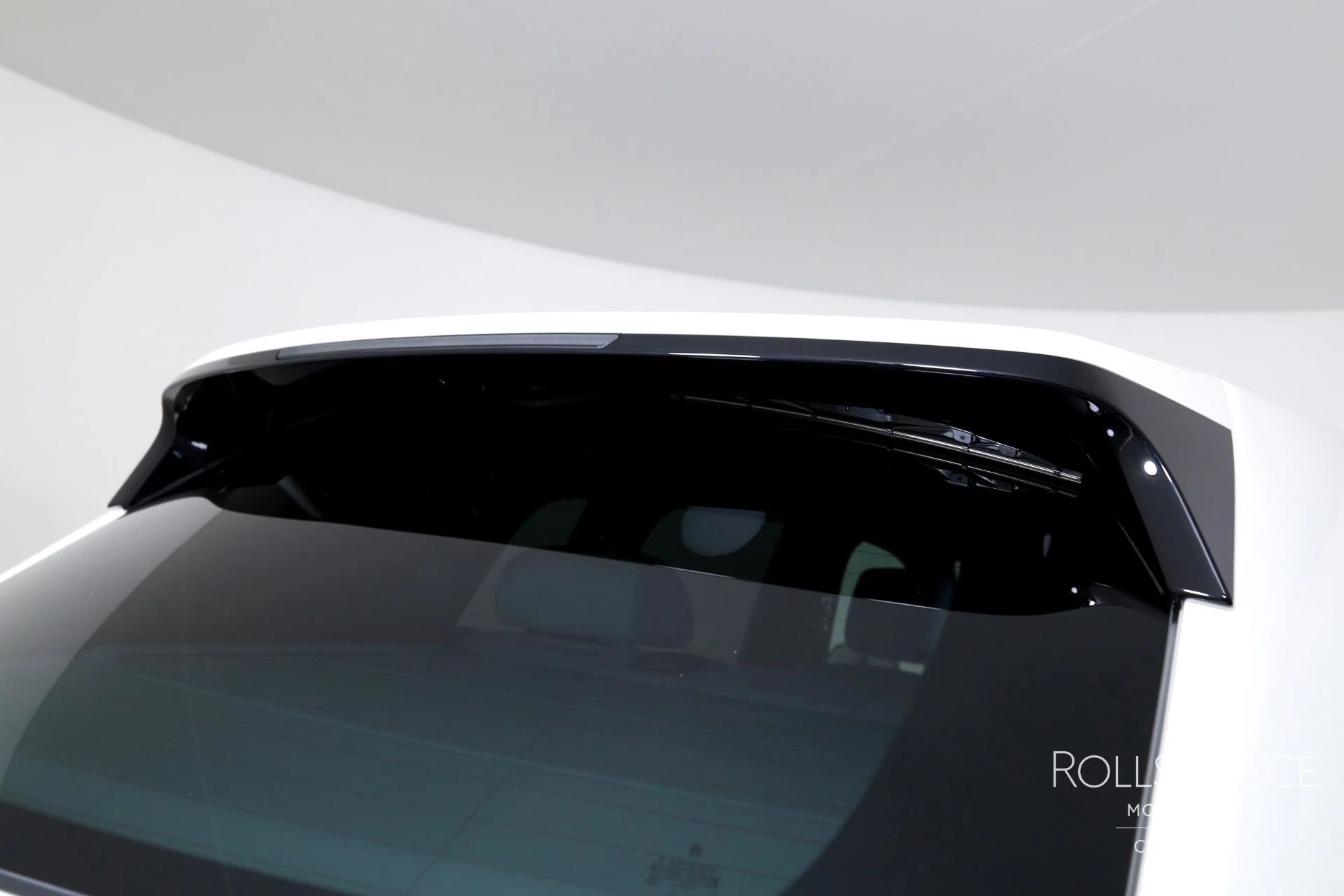 mph043_2858090840_Used_2026_Rolls_Royce_Cullinan_1759509260_301e906619