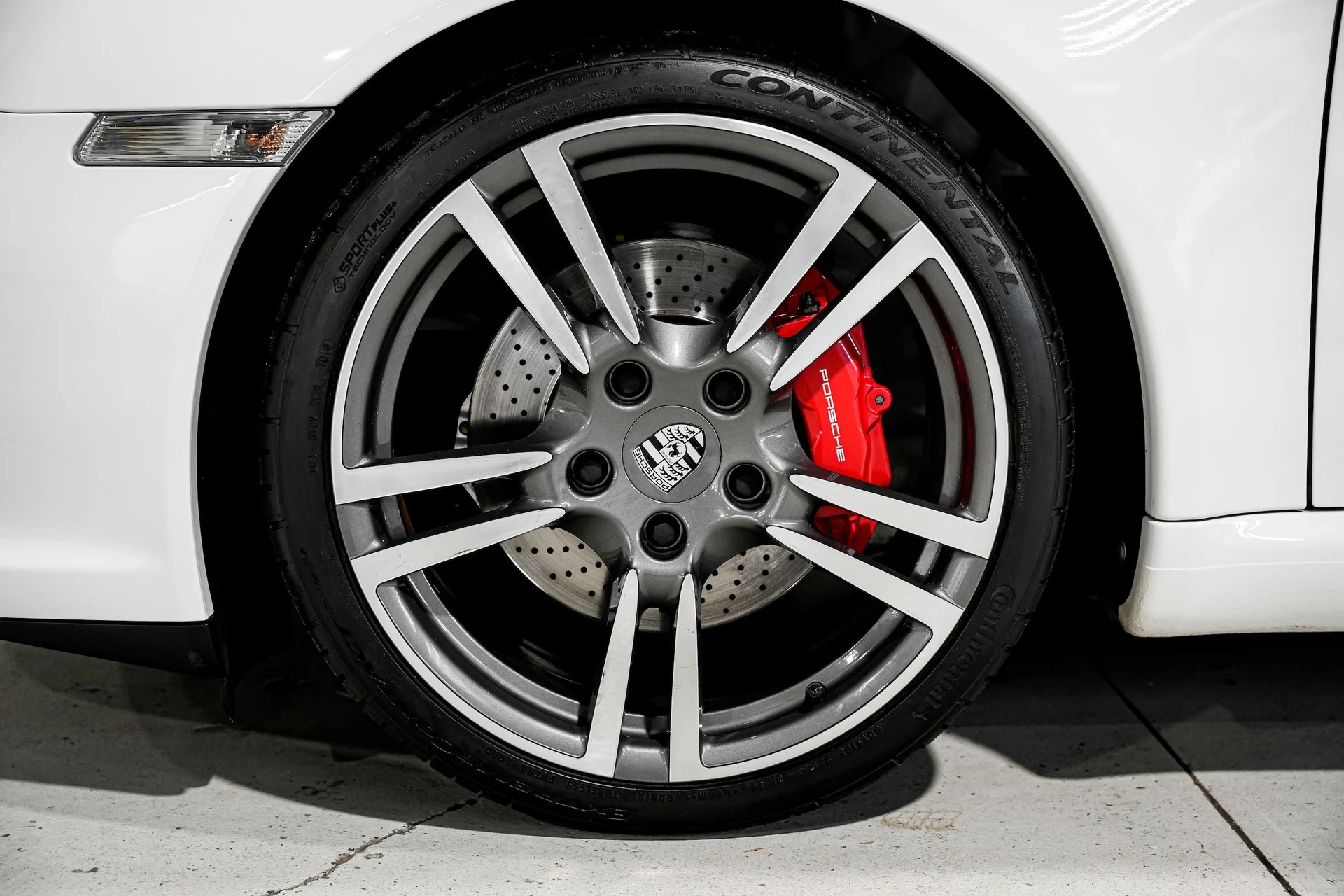 mph043_2859823989_9481e6a9e36c991b47072d0c1d7b0a54x_f7c2e53c35