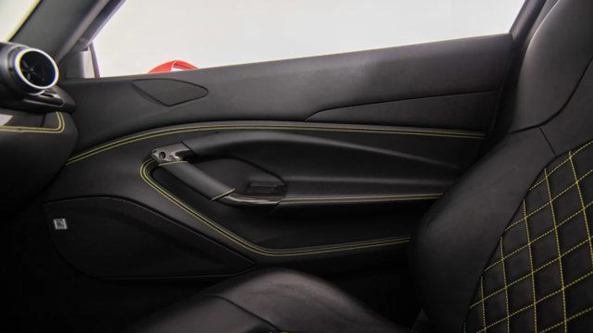 mph043_286471224_Nxzmfb7_ejnots_A_Yo_C1_Hw_R_Hdo_Ew_2993eb4636