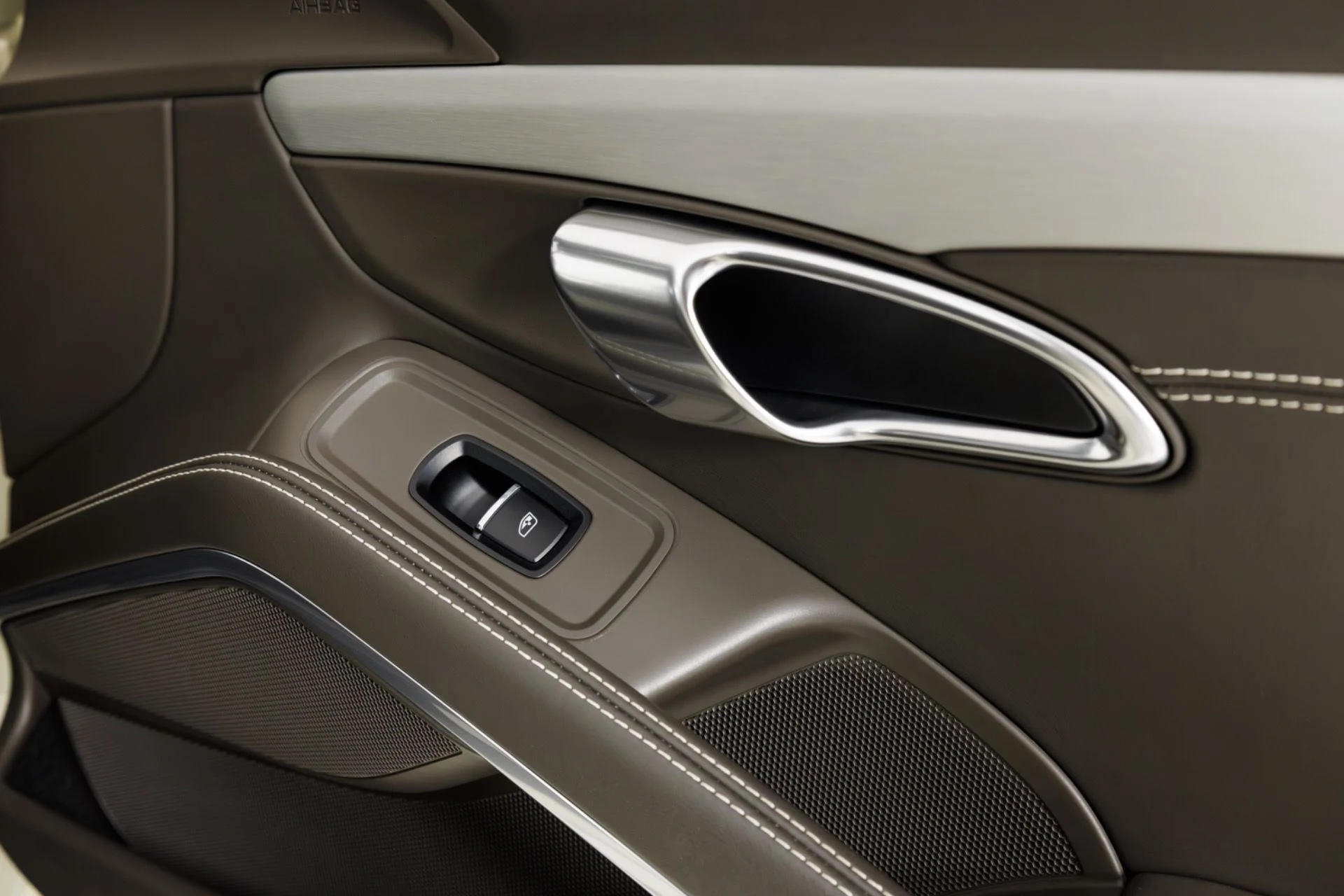mph043_2865865676_Used_2014_Porsche_911_Carrera_S_1781907468_0a33ff8628