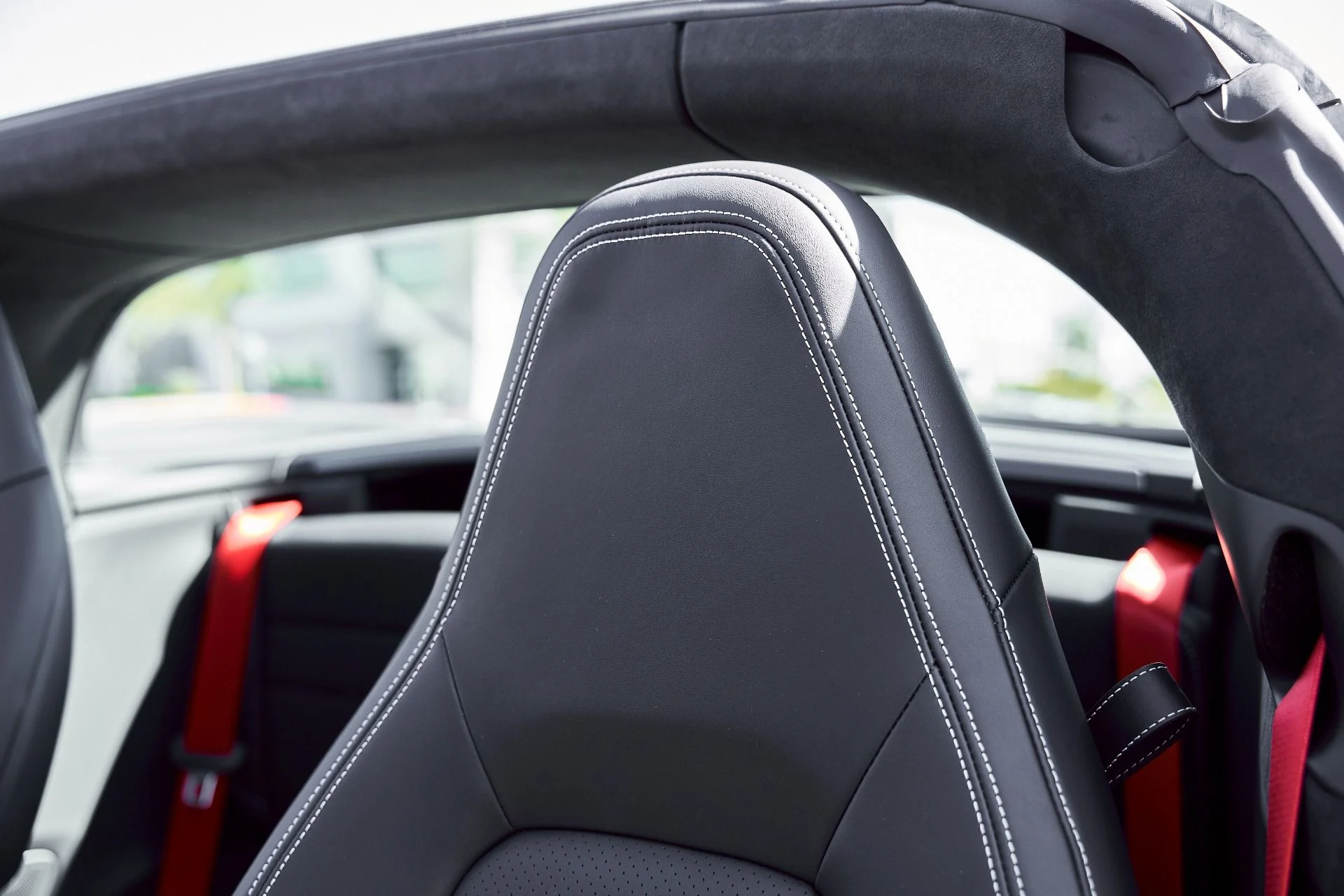 mph043_2869945793_Used_2026_Porsche_911_Targa_4_S_1772843266_eaaaa64902