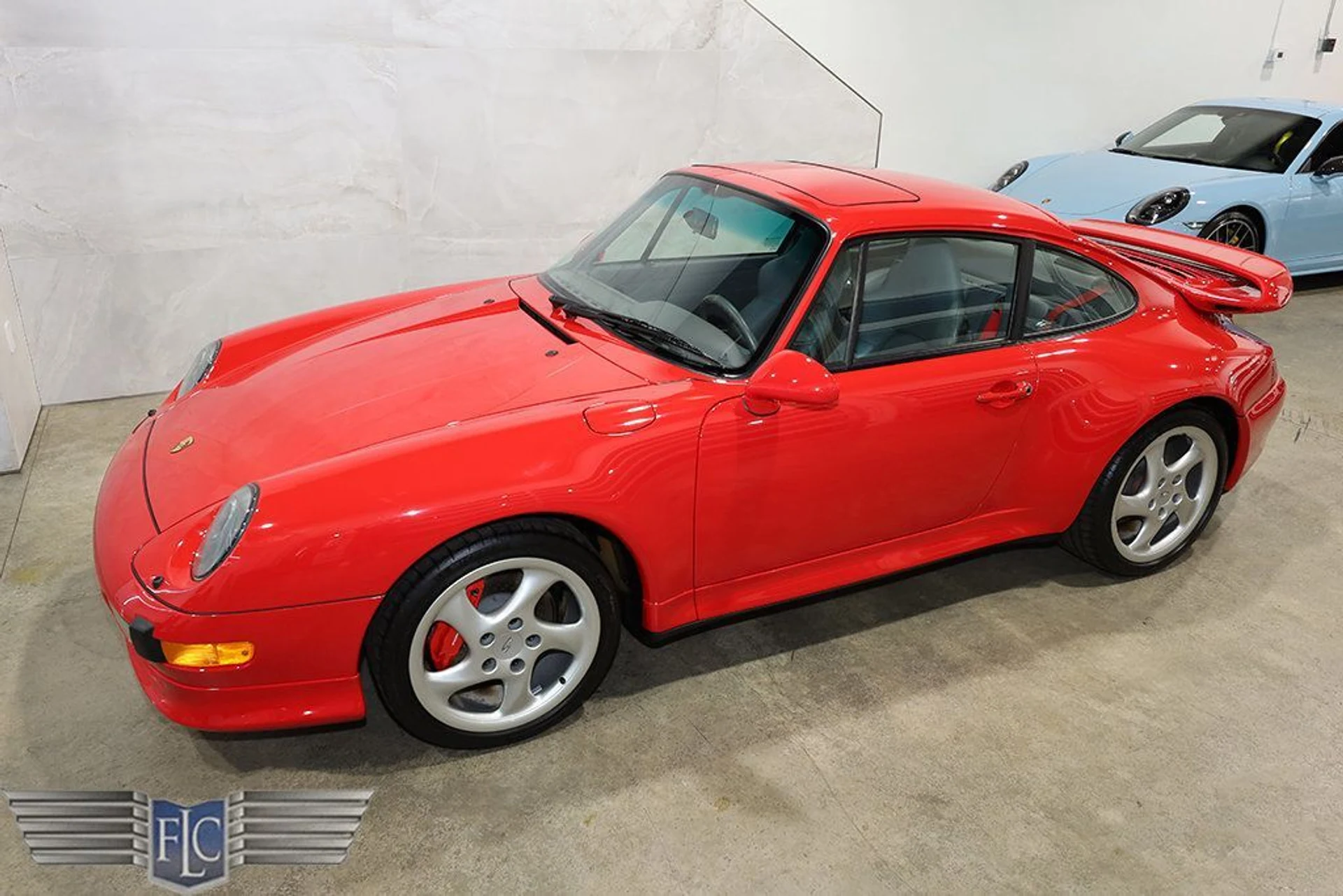 mph043_2874138099_used_1997_porsche_911_carrera_4s_2drcoupecarrera4s_9689_23009032_44_1024_65af333c89