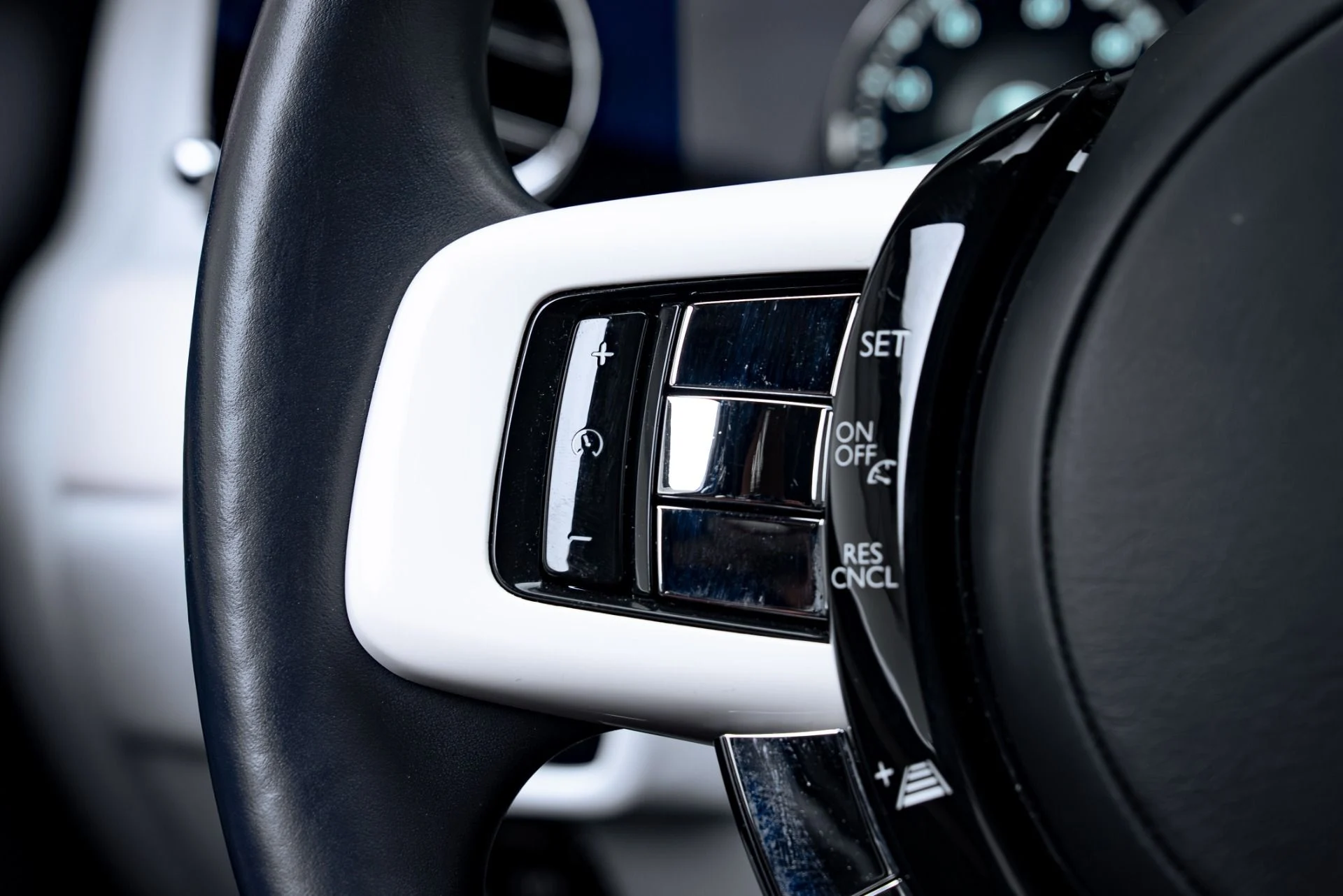 mph043_2876277180_Used_2021_Rolls_Royce_Ghost_1777047146_39a0b4ec9d