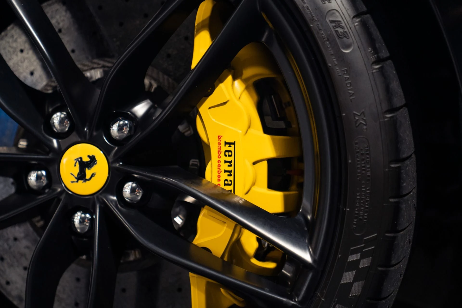 mph043_2884070681_Used_2018_Ferrari_488_Spider_425_K_MSRP_w_ALL_Carbon_Exterior_ALL_Carbon_Interior_Options_1786033651_2e1db67093