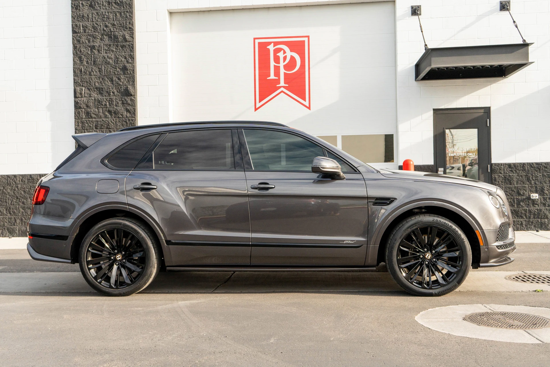 mph043_2899850972_44_9e97002ed0