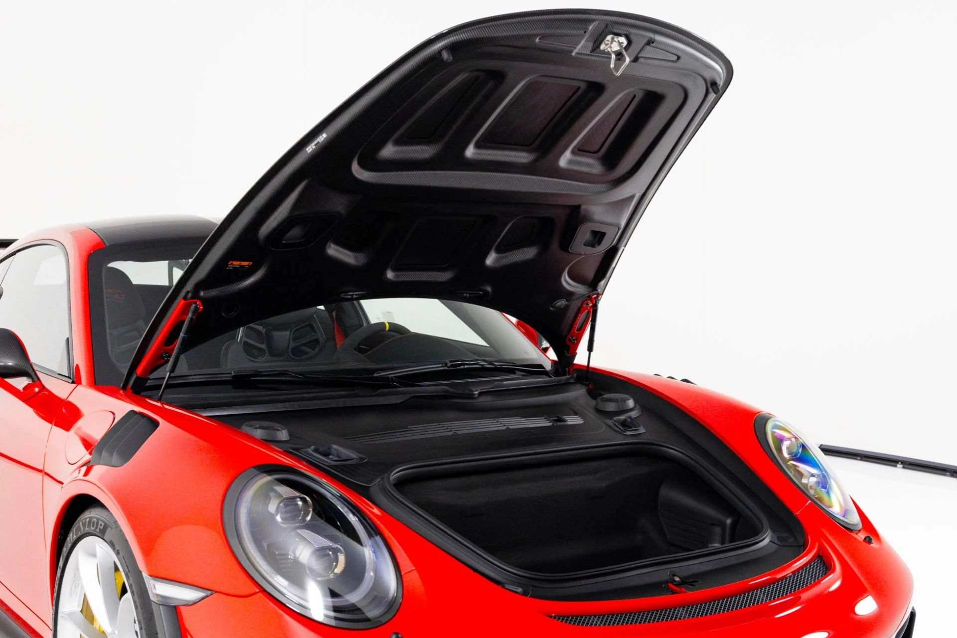 mph043_2924789376_Used_2019_Porsche_911_GT_3_RS_1762190429_fcc9bff33f