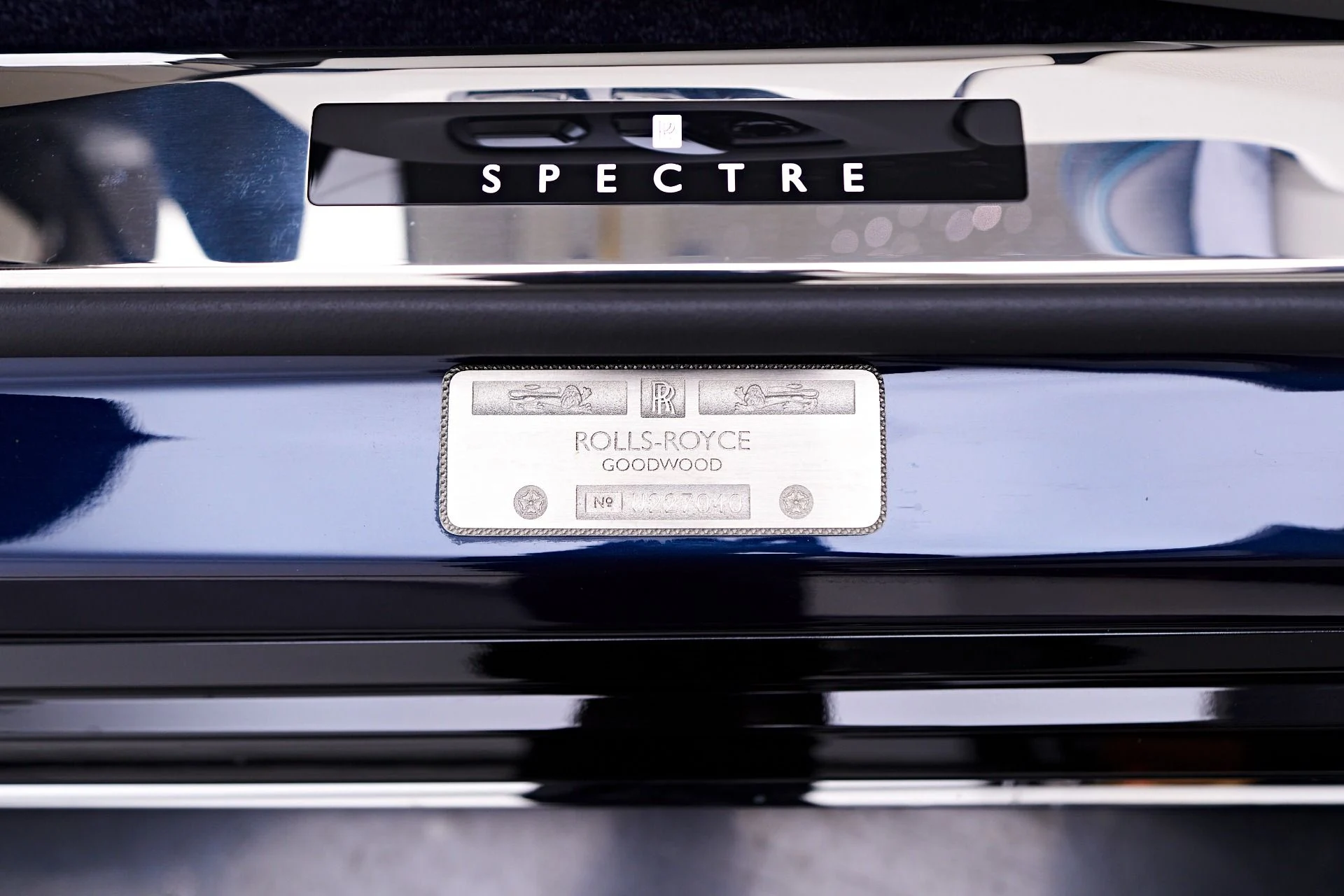 mph043_2931756014_Used_2024_Rolls_Royce_Spectre_1754099622_f49d8fe115