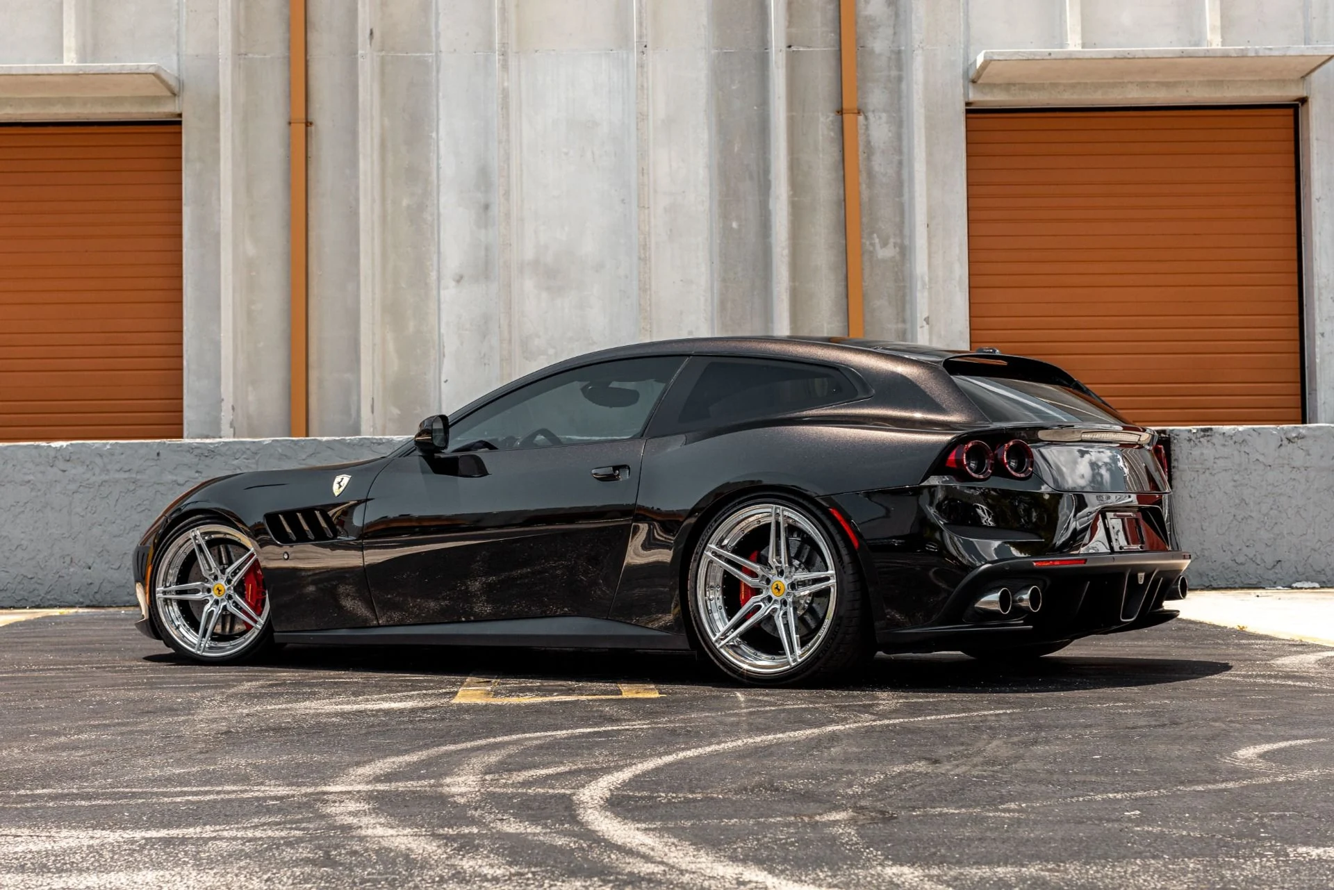 mph043_2937914591_Used_2018_Ferrari_GTC_4_Lusso_T_with_Novitec_Springs_DME_Tune_Velos_Wheels_IPE_Exhaust_Passenger_Disp_1654867168_35741532f0